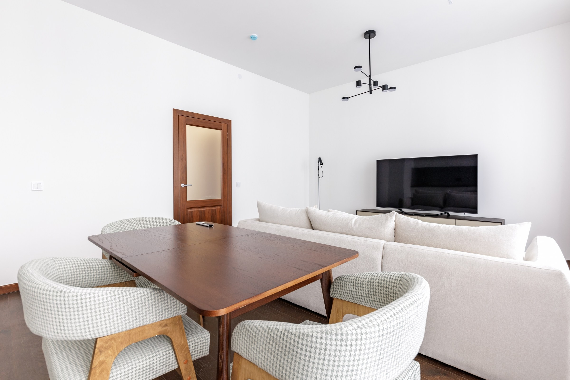 Интерьерный фотограф в Санкт-Петербурге Дмитрий Гультяев