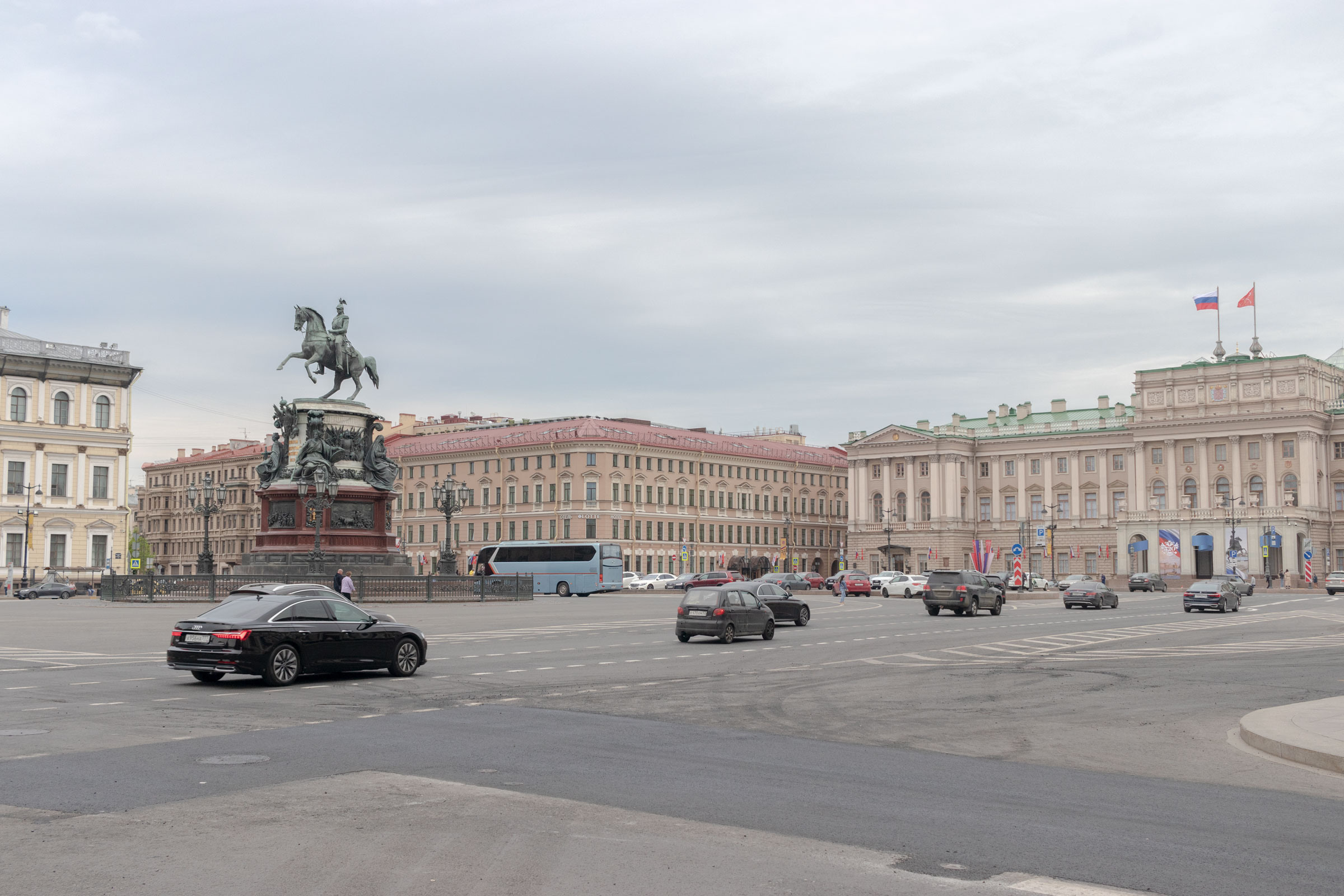 Пространство. Артём Линейцев, фотограф