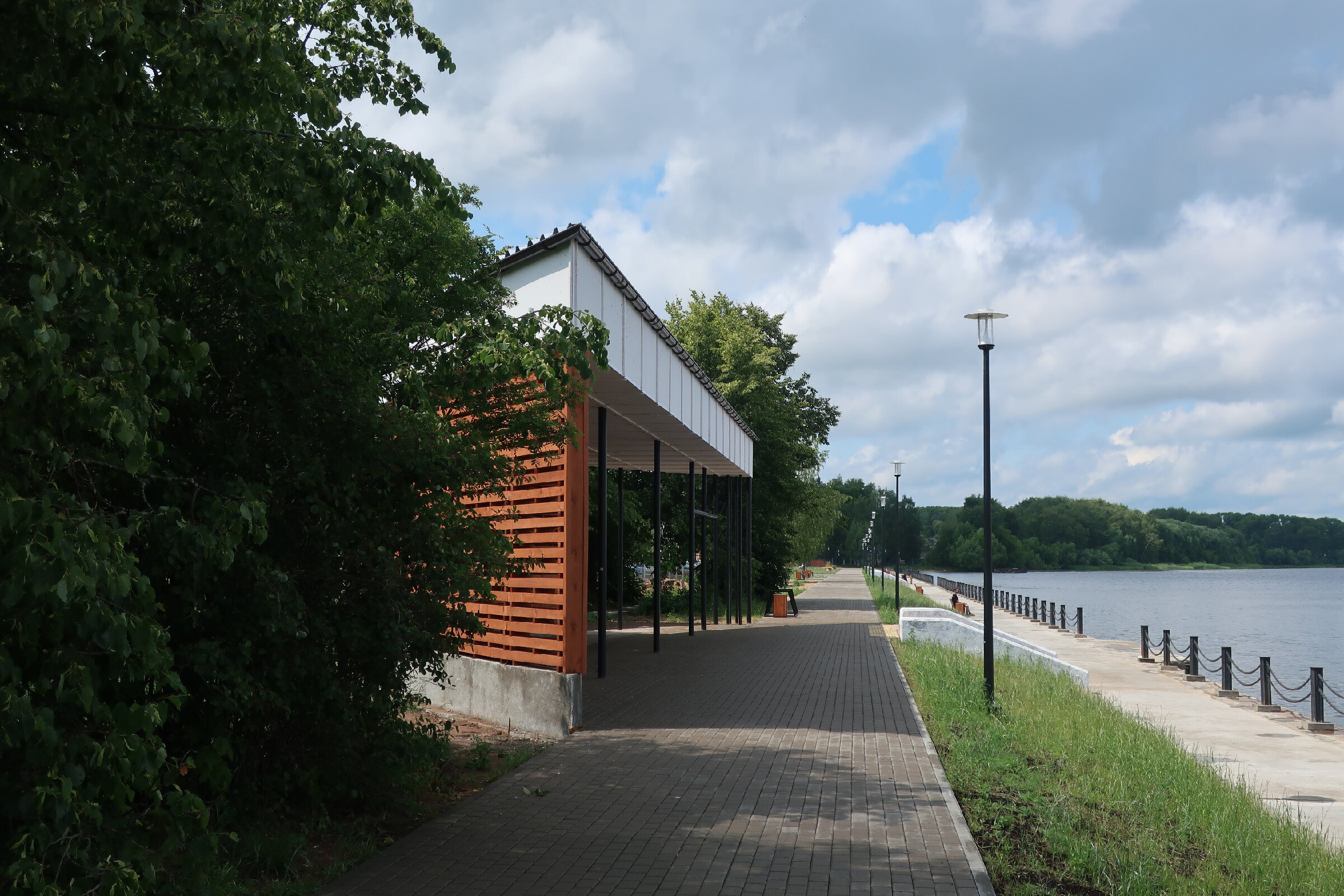 Калязин — город с непростой судьбой. Проект «Фотокладовка»: блог уличной фотографии в формате street photo