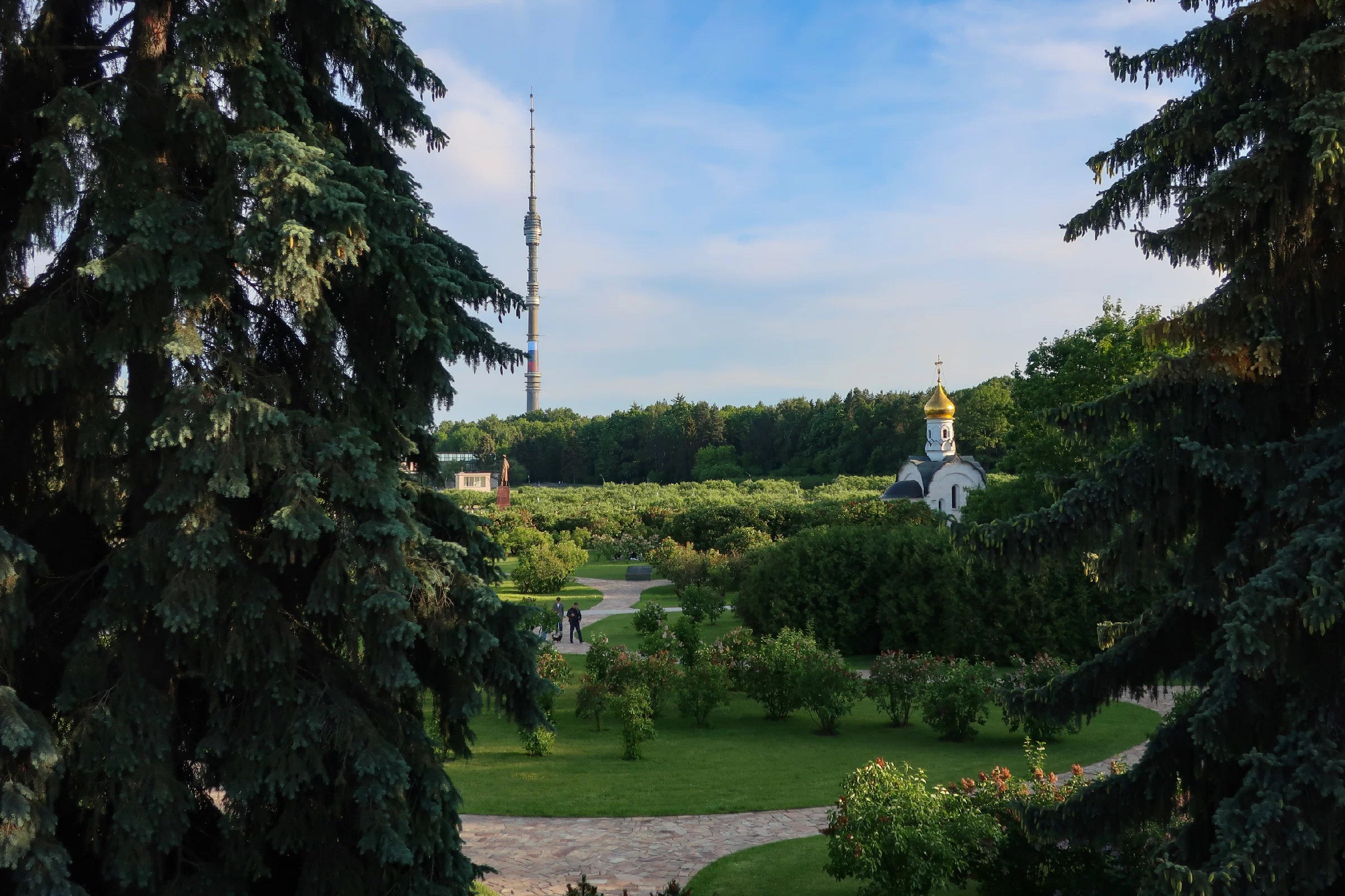 Лента Мёбиуса на ВДНХ — новый бесплатный аттракцион. Проект «Фотокладовка»: блог уличной фотографии в формате street photo