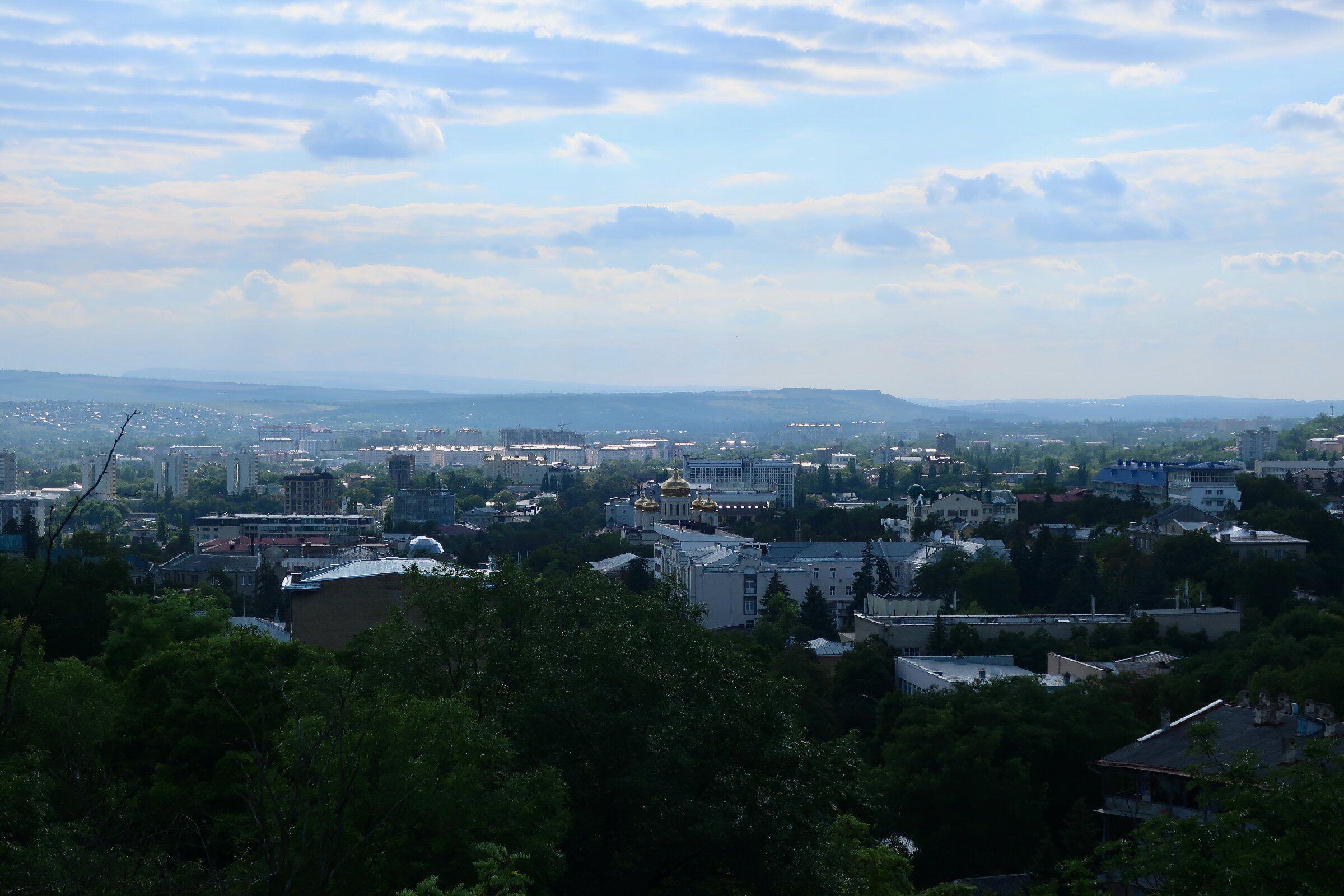 Фотопрогулка по жаркому Пятигорску: горы Машук, Бештау, канатка. Проект «Фотокладовка»: блог уличной фотографии в формате street photo