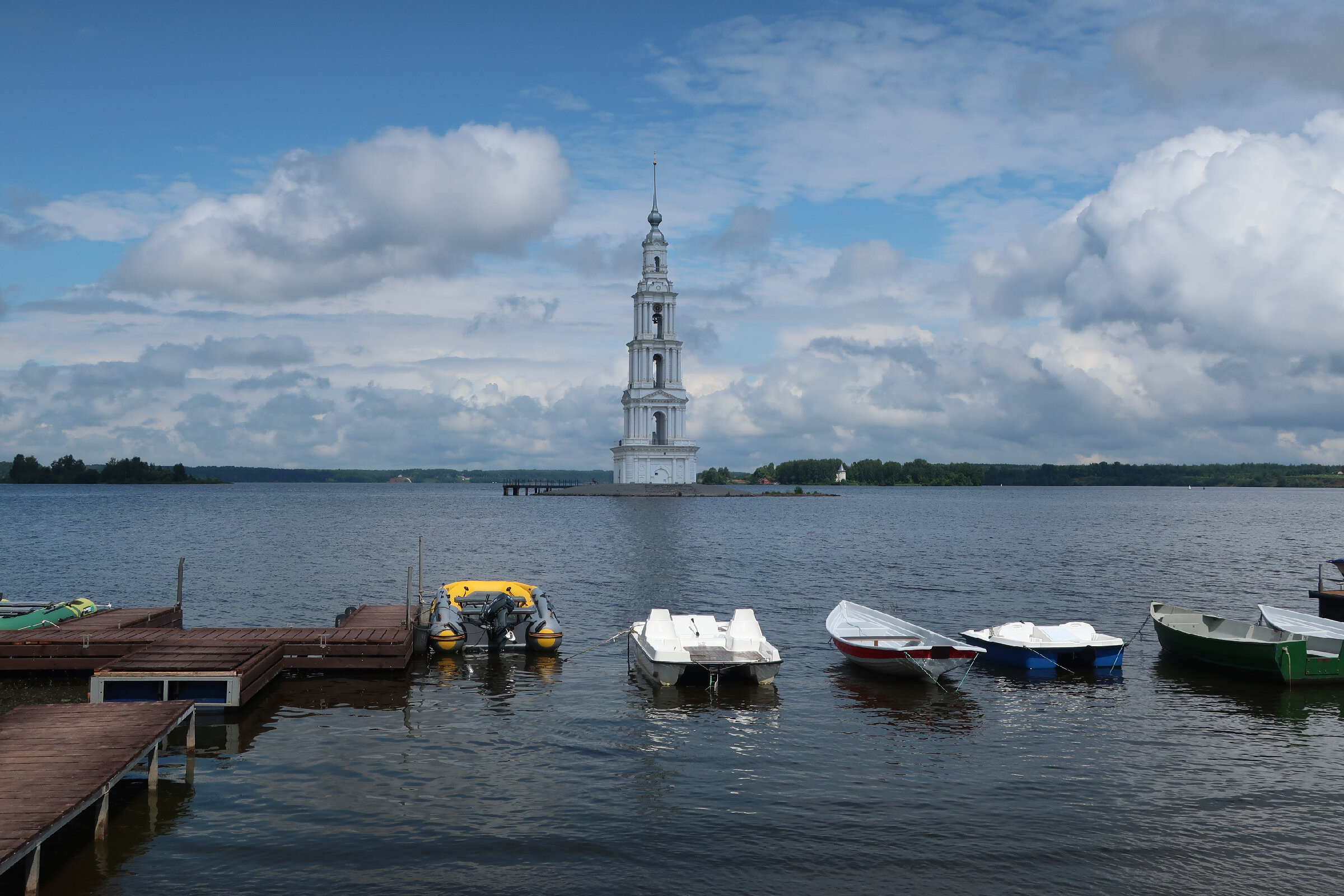 Калязин — город с непростой судьбой. Проект «Фотокладовка»: блог уличной фотографии в формате street photo