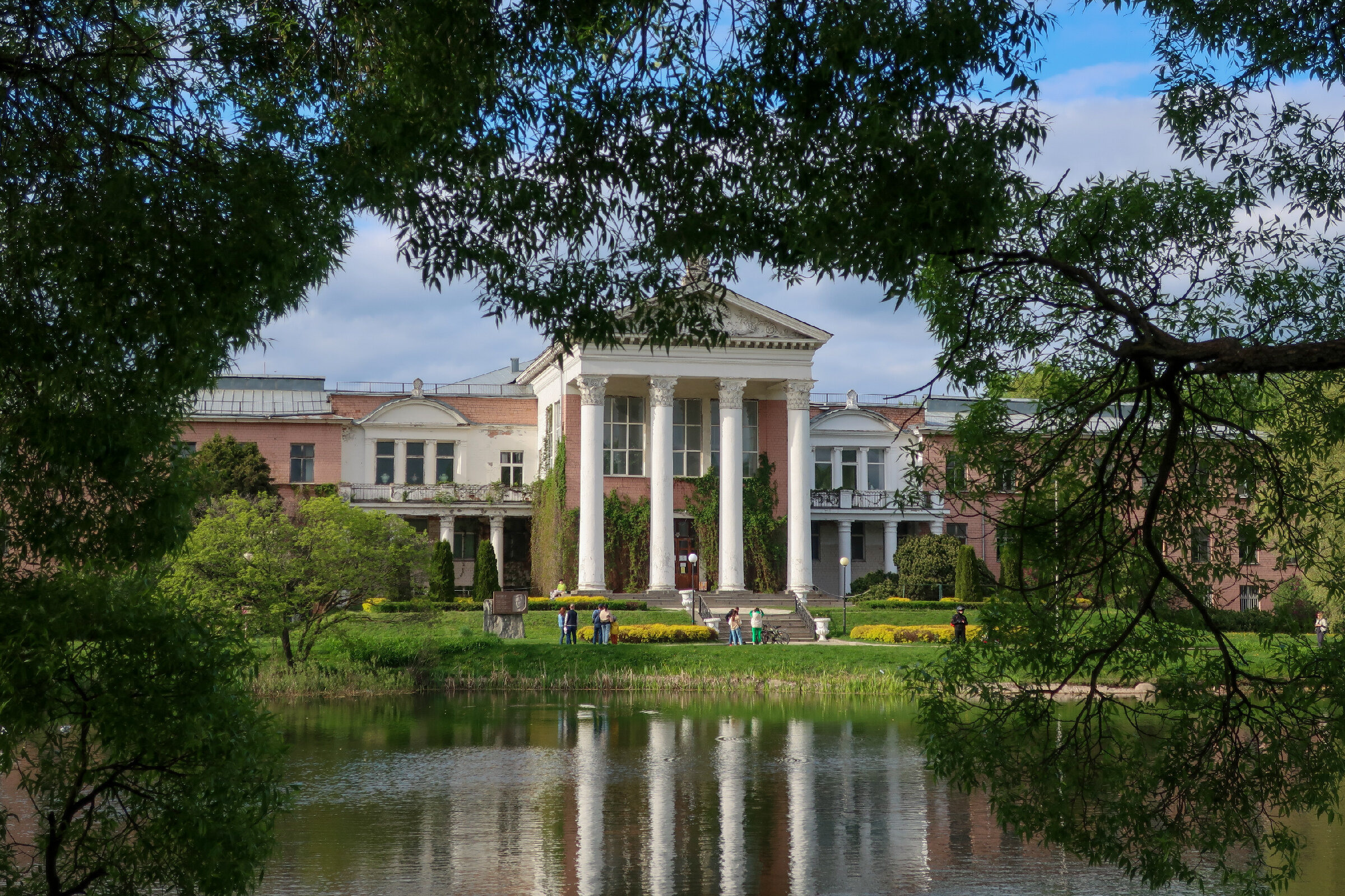 Фотопрогулка по Главному ботаническому саду им. Цицина в Москве. Проект «Фотокладовка»: блог уличной фотографии в формате street photo