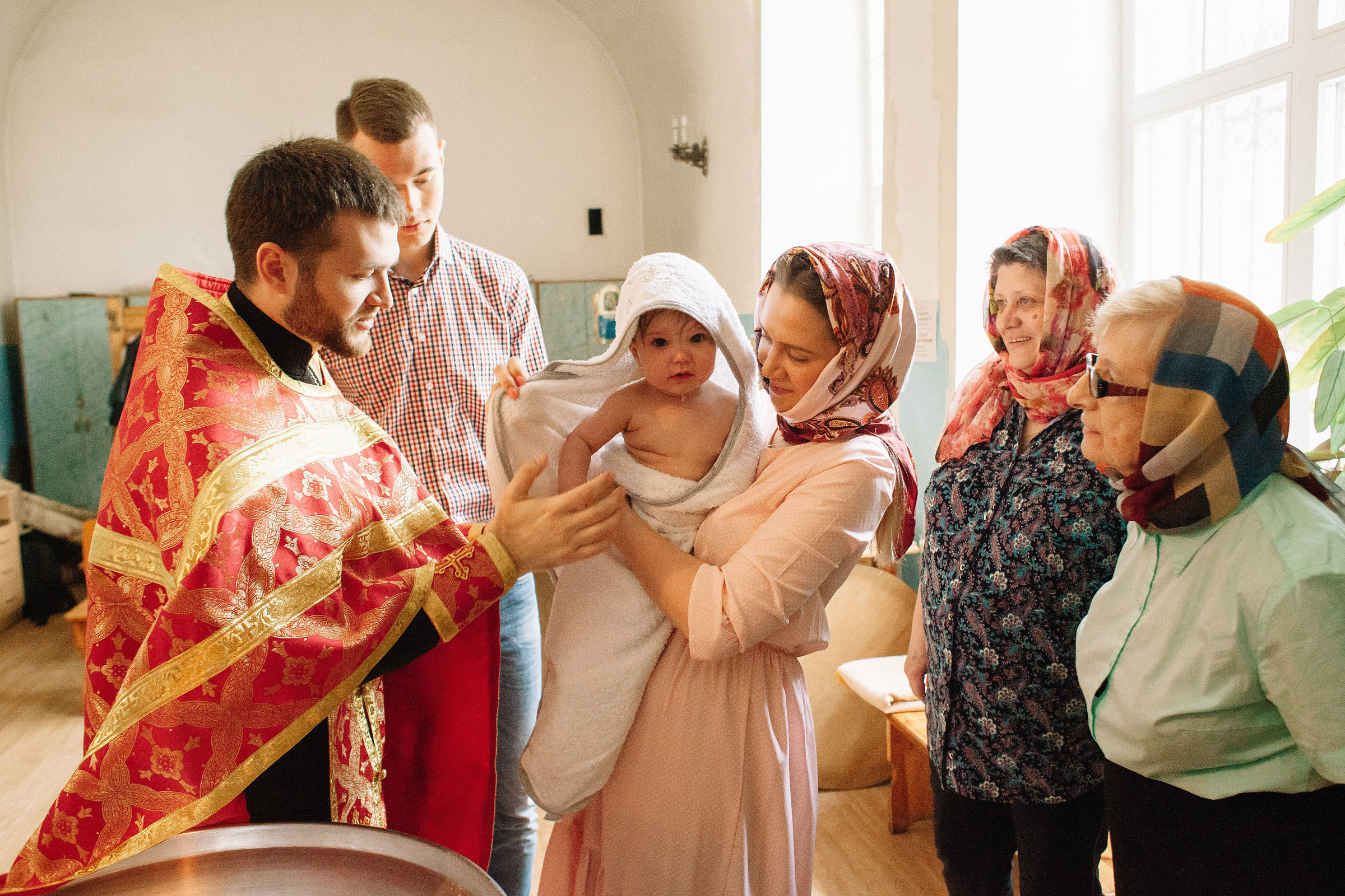 Цены на фотосъёмку крещения в Майкопе и Майкопском районе. Семейный и свадебный фотограф в Майкопе Михаил Мартиросян