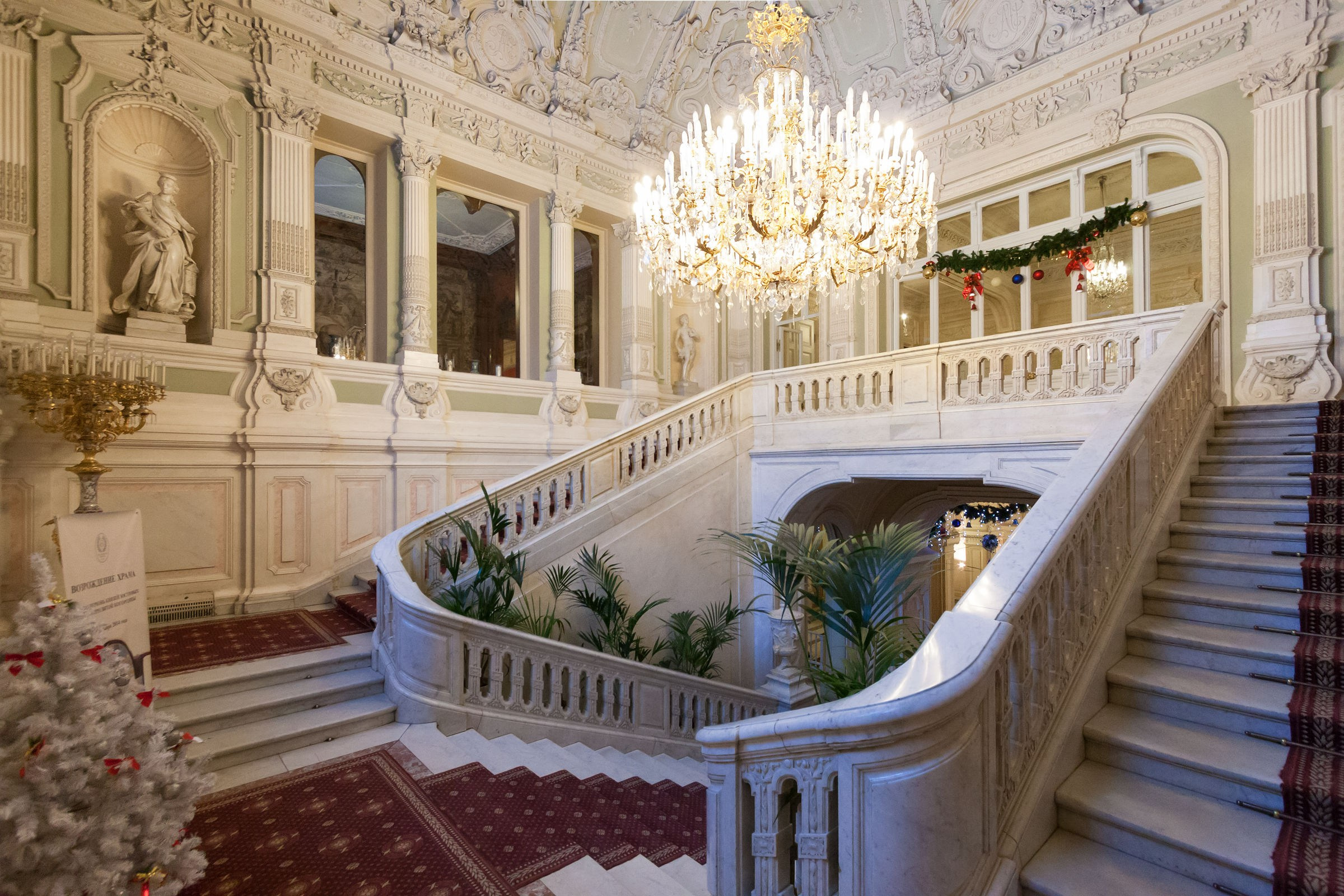 Красивые места для свадебной фотоссессии в Санкт-Петербурге. Фото и Видеосъемка на ваше мероприятие. Александр Романов