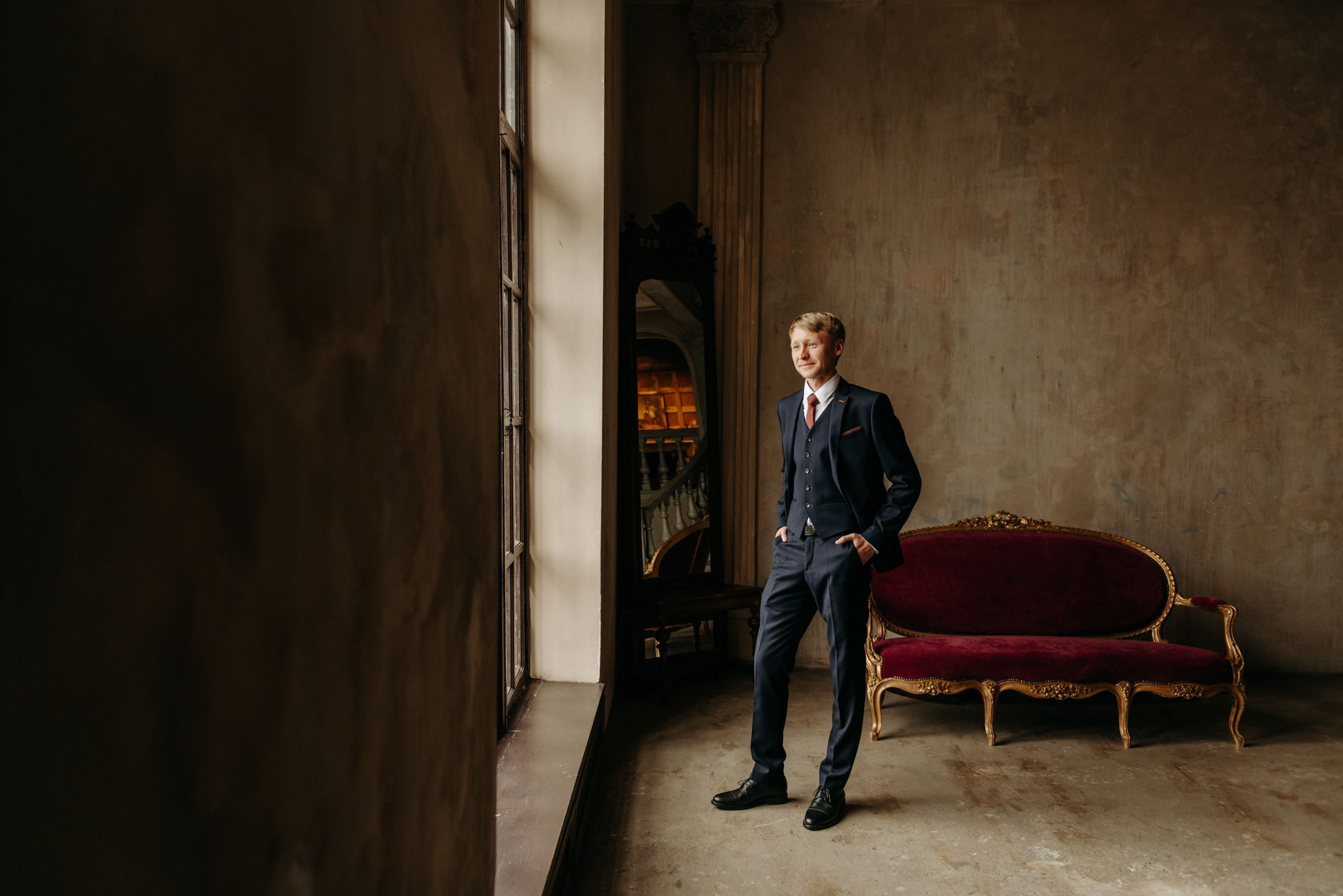 Рекомендуемые фотостудии для свадебной или семейной съёмки в СПб