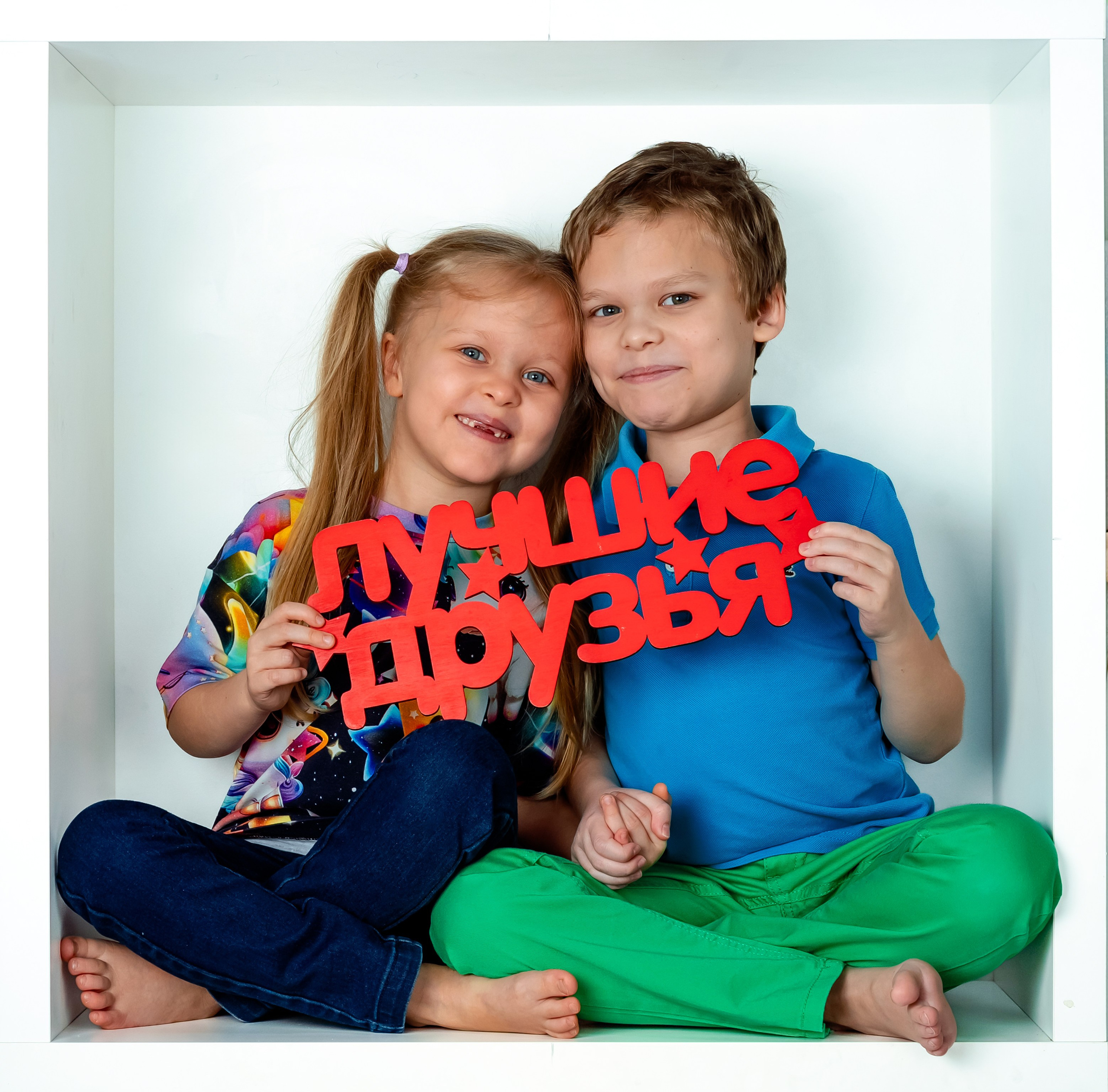 ПРОЕКТ «КУБИКИ». Выпускные альбомы для сада и школы в Москве