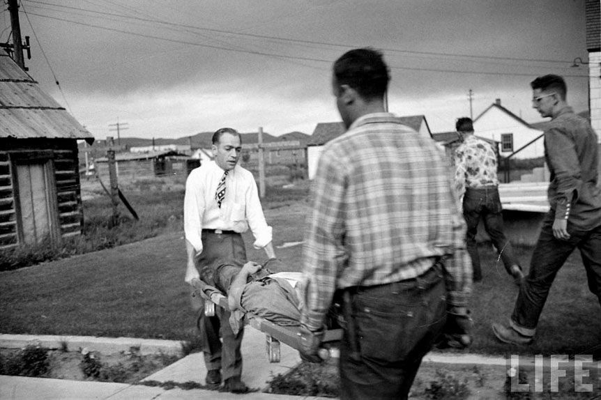 W. Eugene Smith. Выпускные альбомы, фотограф Денис Зимин в городе Ростове-на-Дону