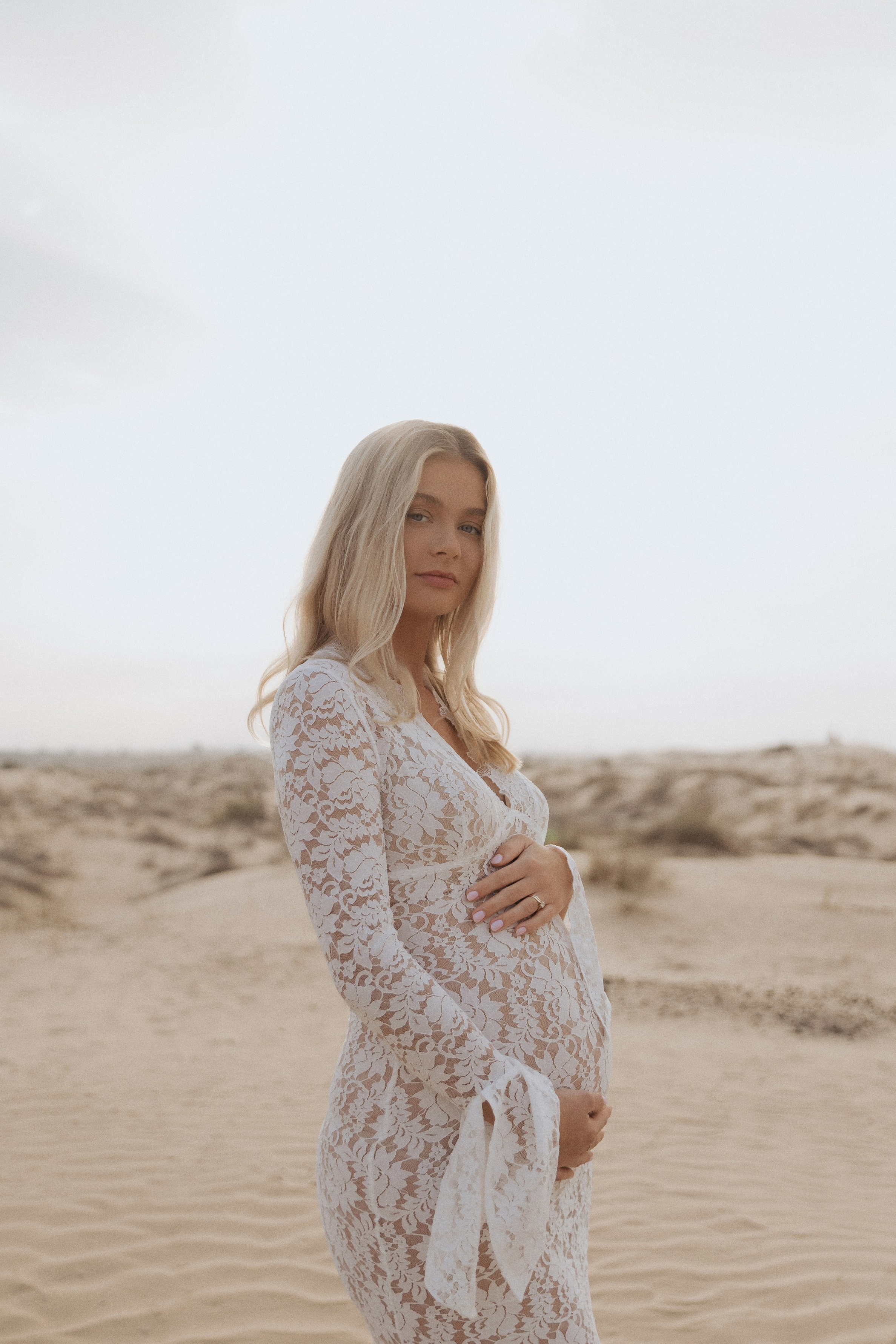 Family, Maternity & Newborn Photographer in Dubai