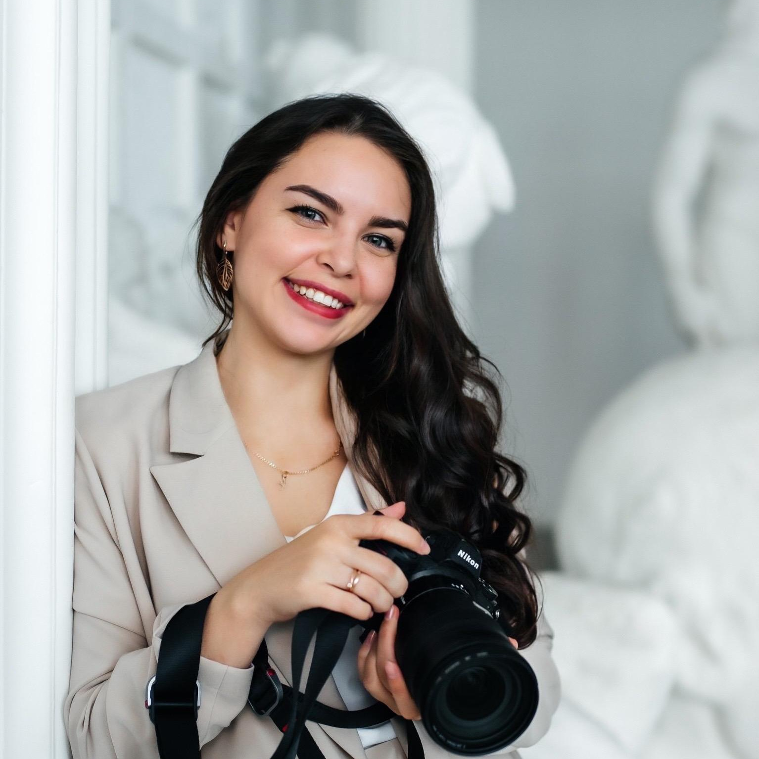 Контакты. Свадебный видеограф в Москве Никонова Анна