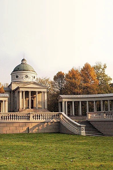 Места для свадебной прогулки Москва. Свадебное фото и видео Москва Кристина Музыка