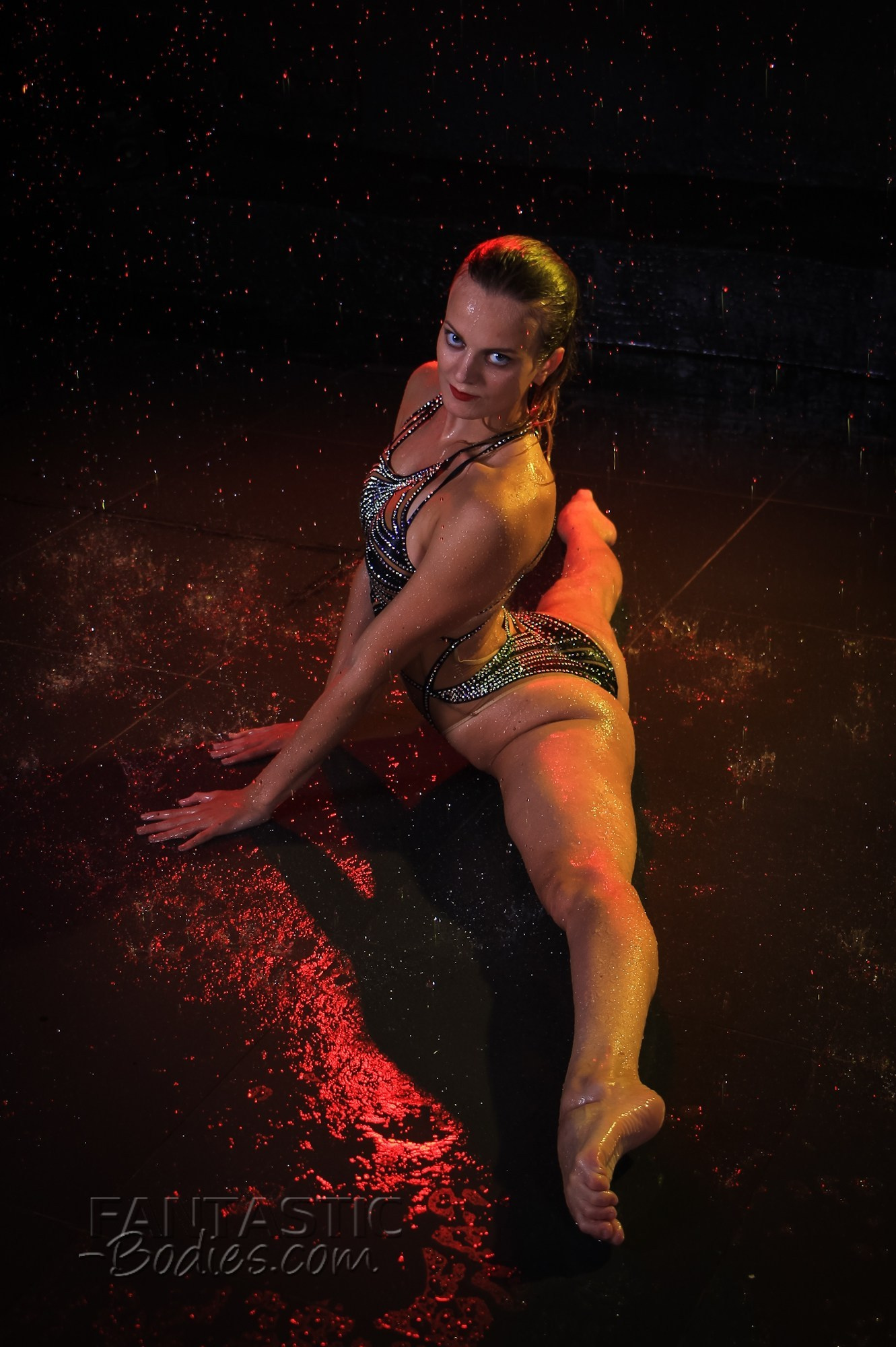 Кейсы. Fantastic-Bodies photo performance