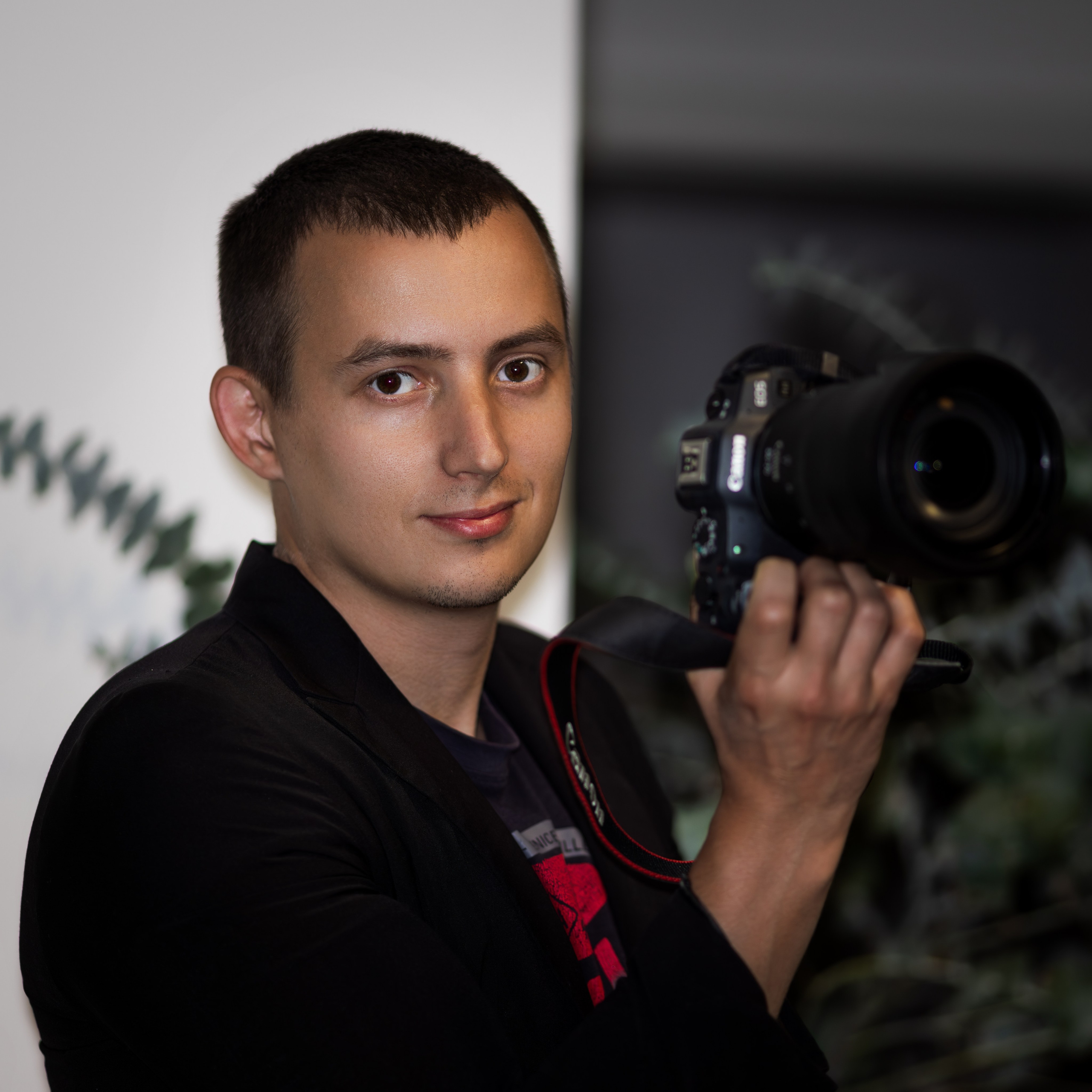 Контакты. Профессиональная фото- и видеосъёмка в Германии