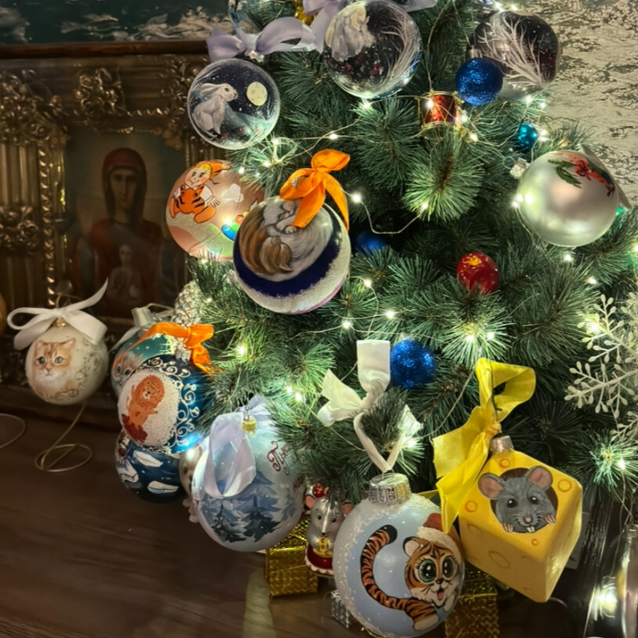 Портфолио — портреты. Художественная ручная роспись елочных шаров, корпоративные подарки и восковые аромасвечи