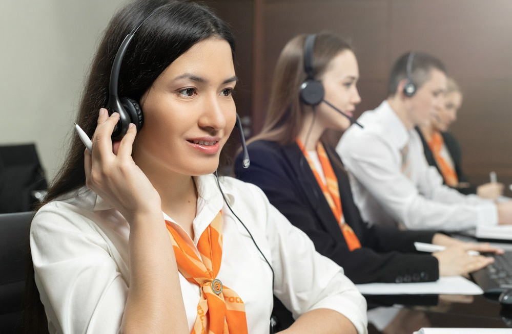 Рекламная фотосъемка на предприятии. Работа колл центра