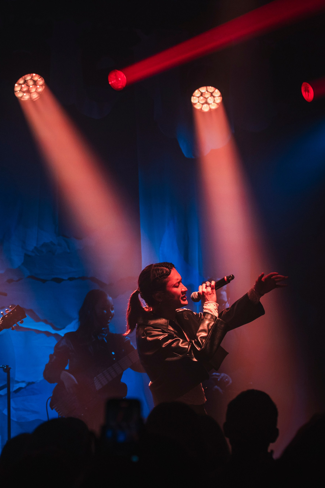 Фотограф в Алматы Виктор Магдеев