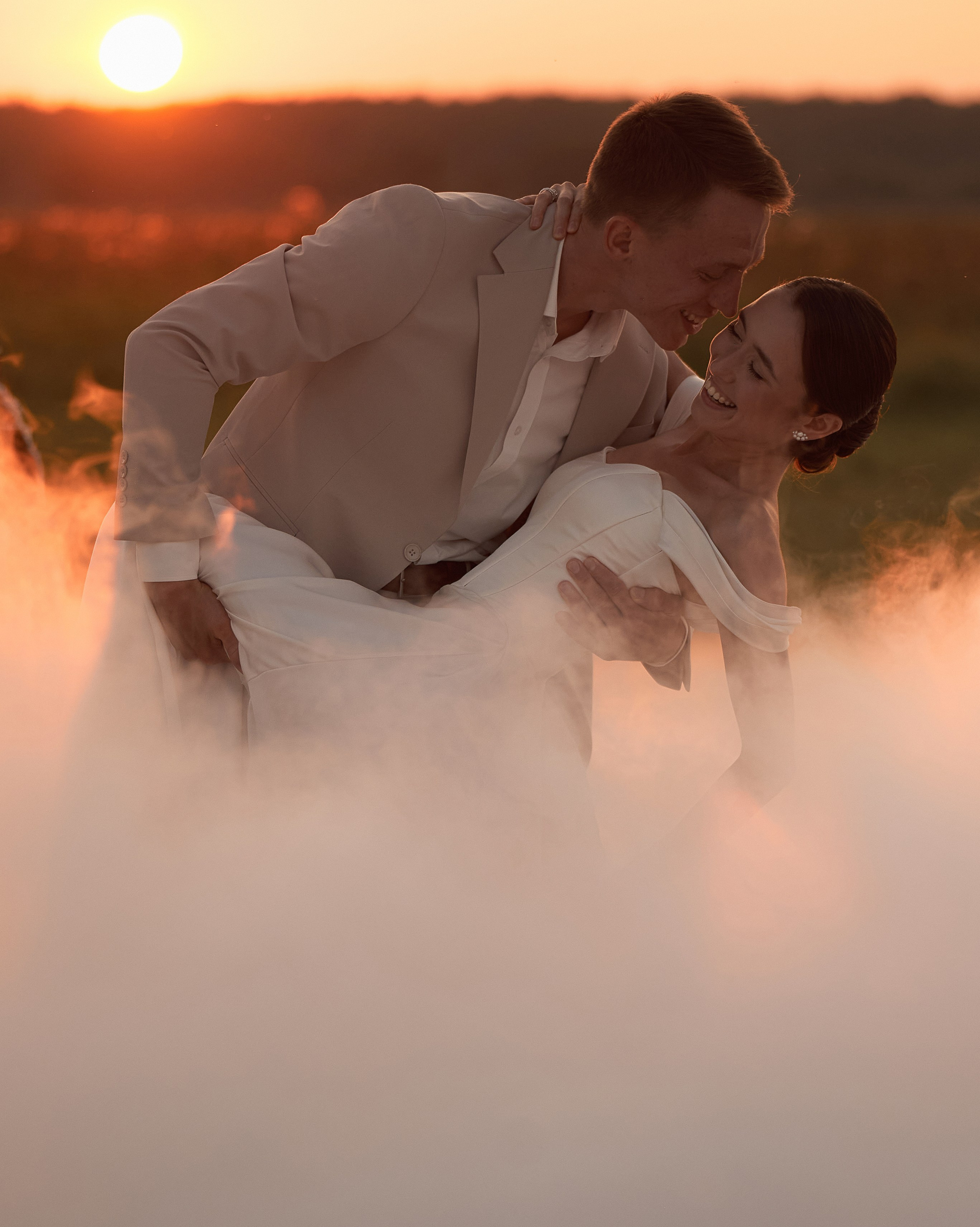 Свадебный фотограф Брянск - цены на фотосъёмку свадьбы. Свадебный и портретный фотограф в Брянске Скепская Лилия