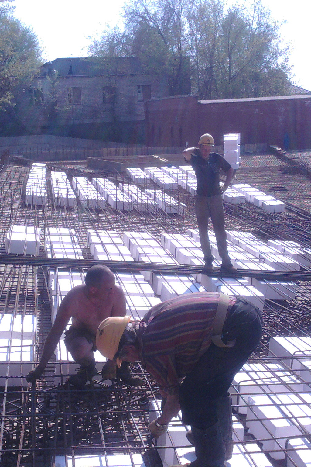 Фотографии рабочего процесса. Монолитное строительство домов в Самаре