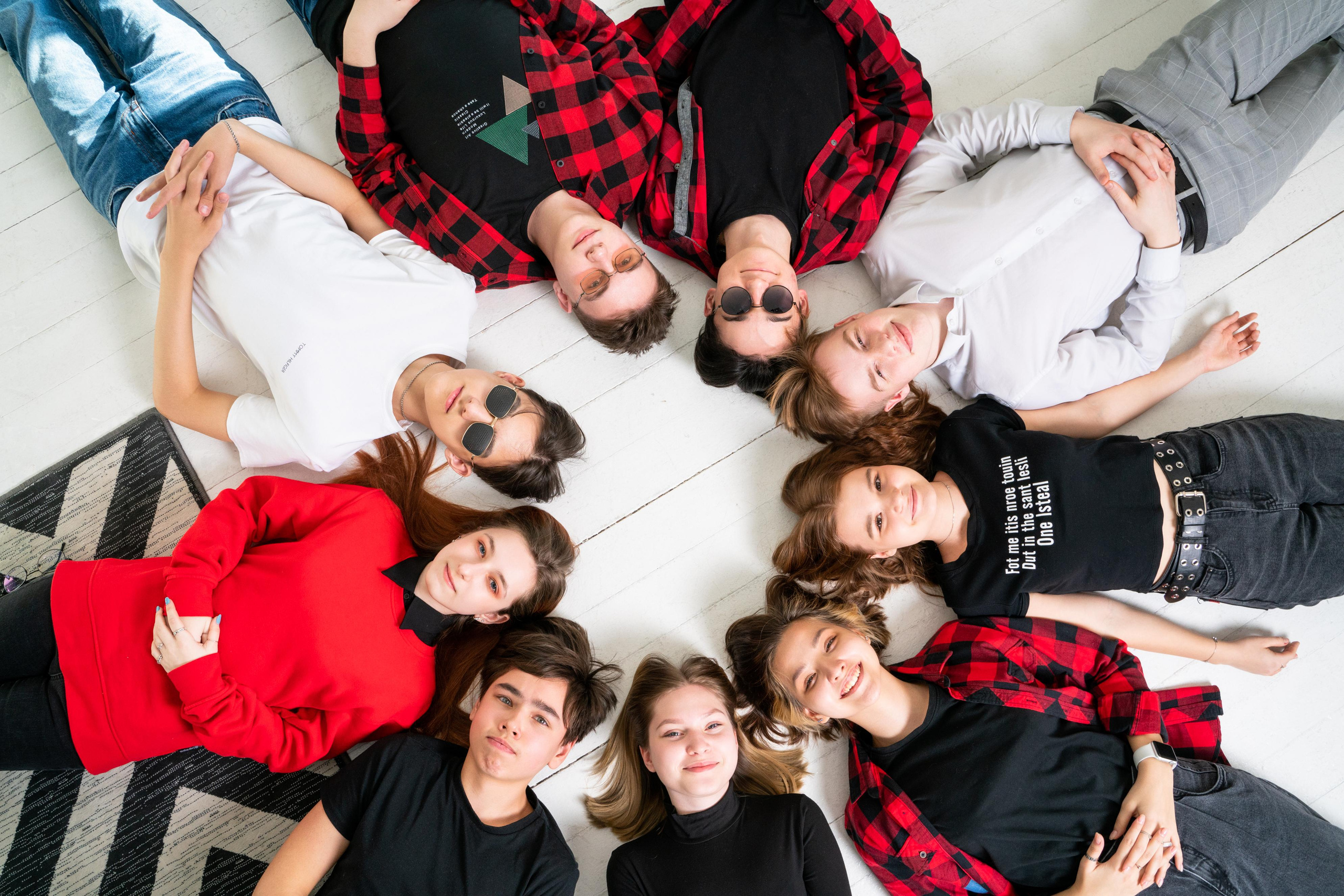 Файлы для выпускников. Выпускные альбомы Нижнекамск Набережные Челны Фотостудия Небо