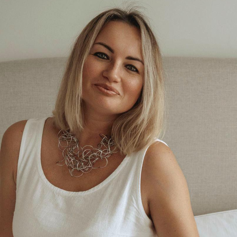 Контакты. Фотограф/видеограф в Санкт-Петербурге Динара Гольдина