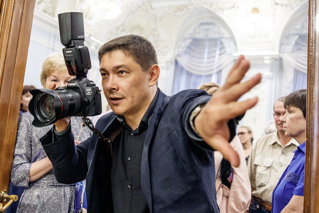 Контакты. Свадебный фотограф  Байжанов Марат