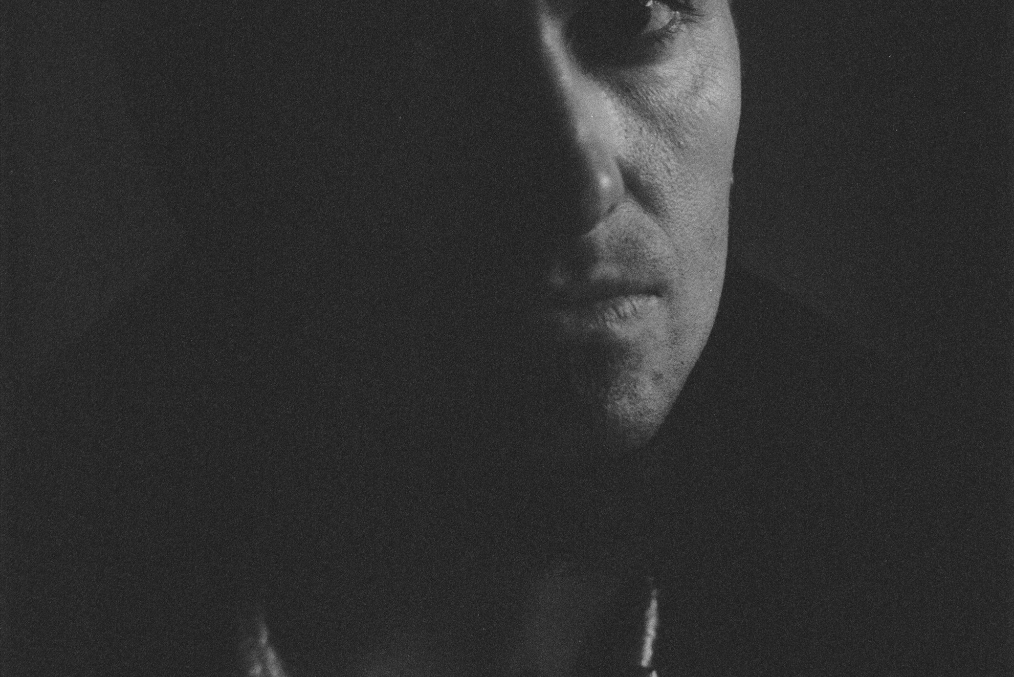 Виктор. Плёночный фотограф Юлия Андрейченко в Москве