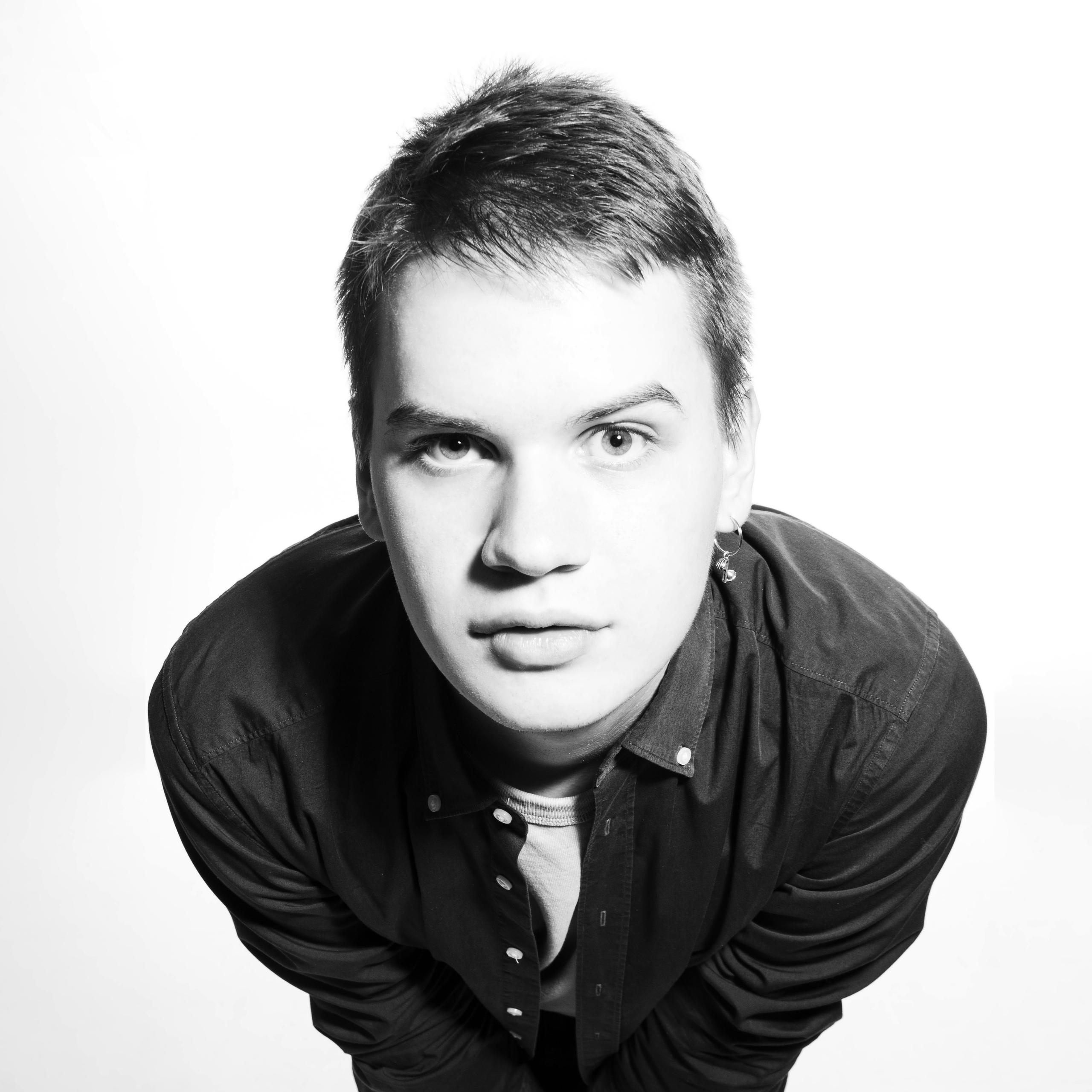 Черно-белая Фотография сделанная известным современным художником-фотографом. Изображен великий фотограф Лев Ожерельев. Автор фотографии, фотограф: Александра Русакова