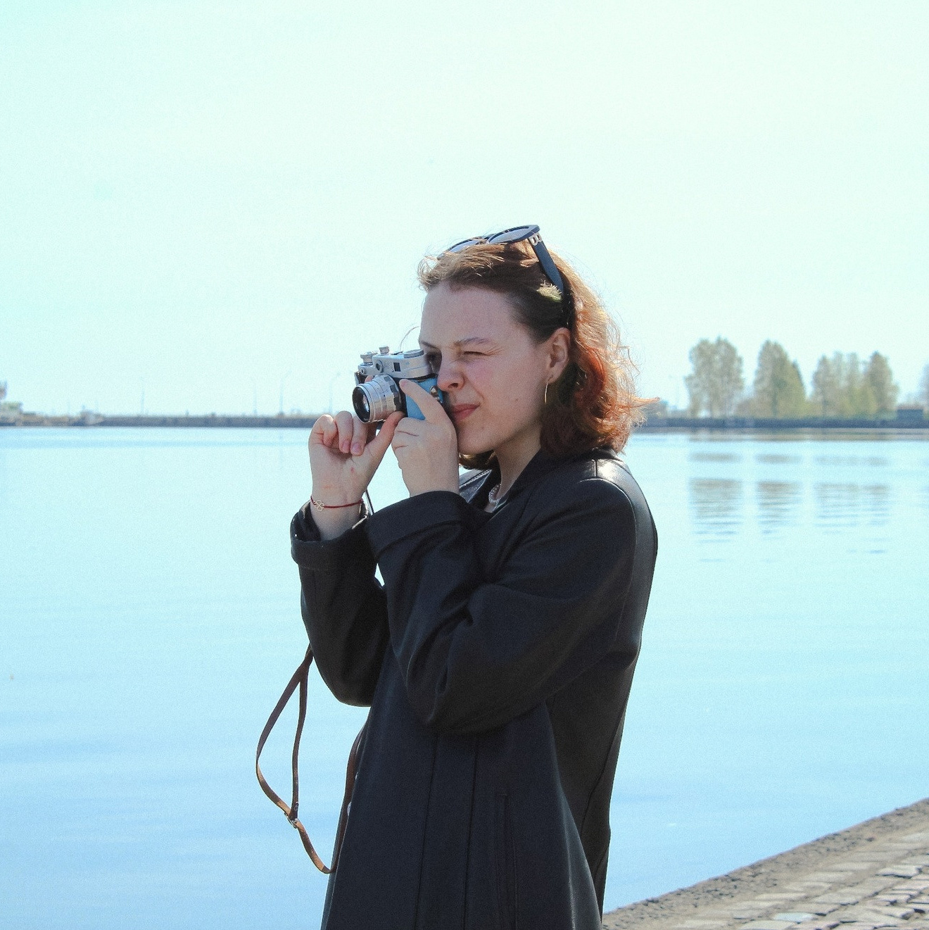 Контакты. Фотограф Валерия Пэун