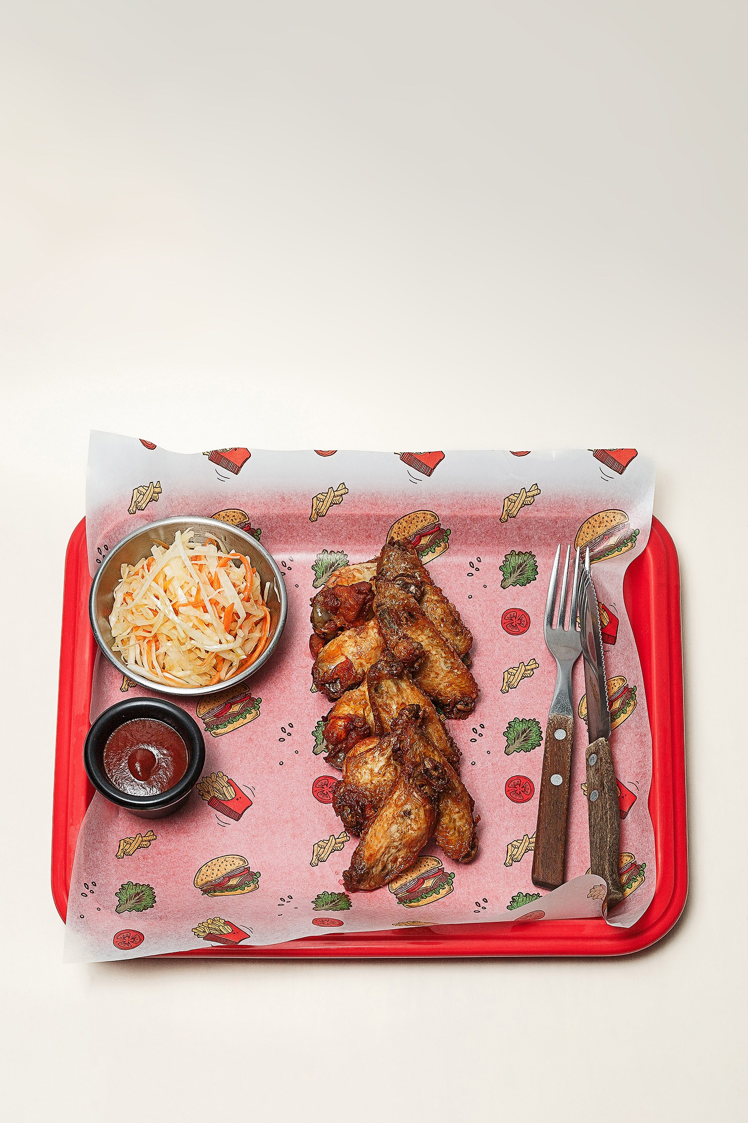 Профессиональная фуд-фотосъёмка для кафе и ресторанов в Санкт-Петербурге. Выездная фотосессия для меню на доставку. Предметный фуд-фотограф Сергей Пушкин. Фотосъёмка продуктов питания для общепита. Фотограф для столовой. Фото напитков и блюд на вынос.