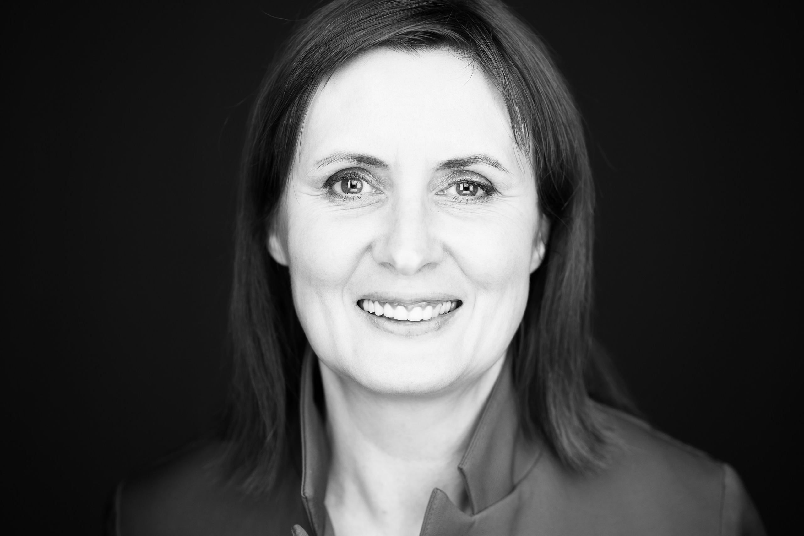 Авито. Бизнес-портрет | Хедшот-фотограф | Студия делового портрета в Москве