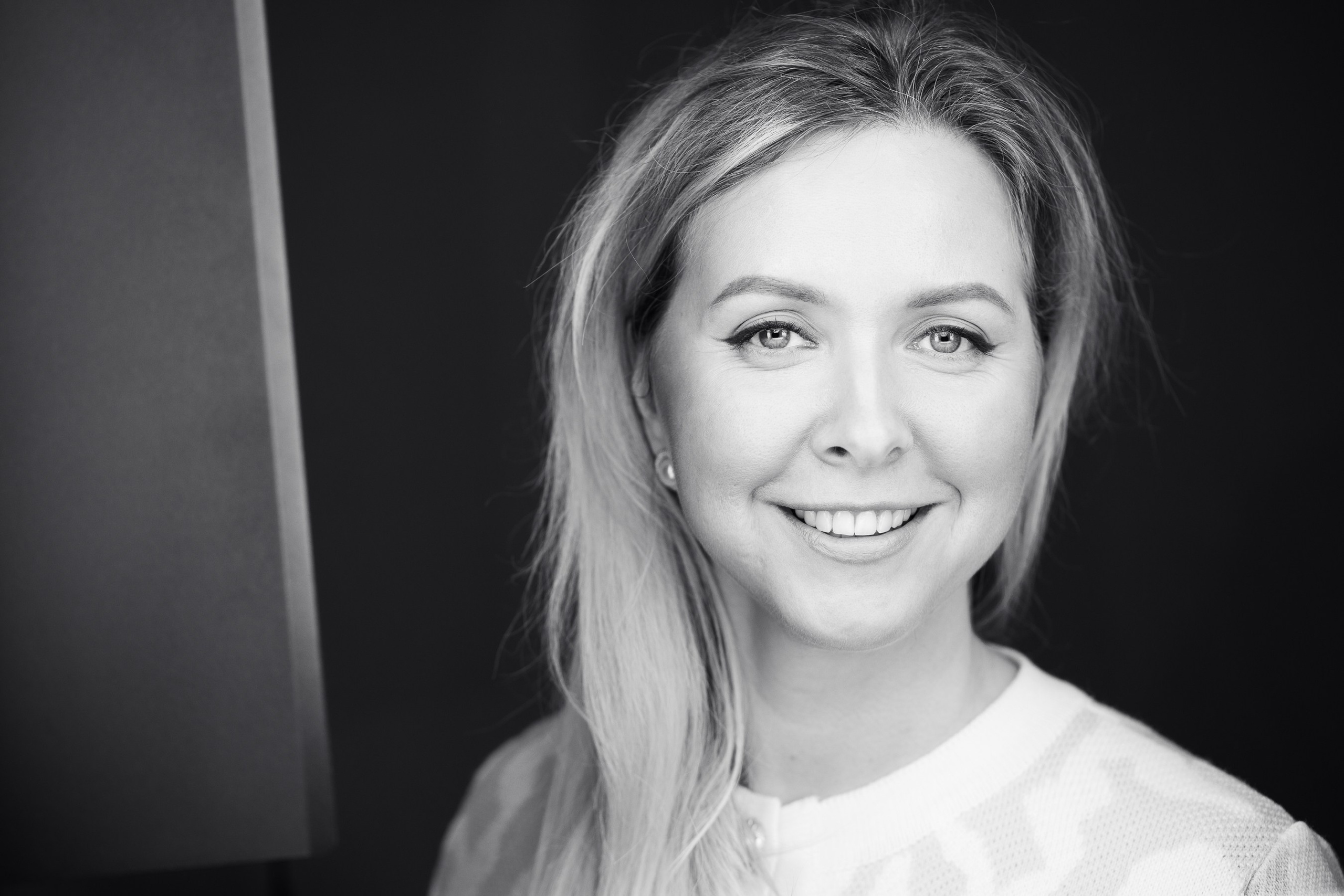 Авито. Бизнес-портрет | Хедшот-фотограф | Студия делового портрета в Москве