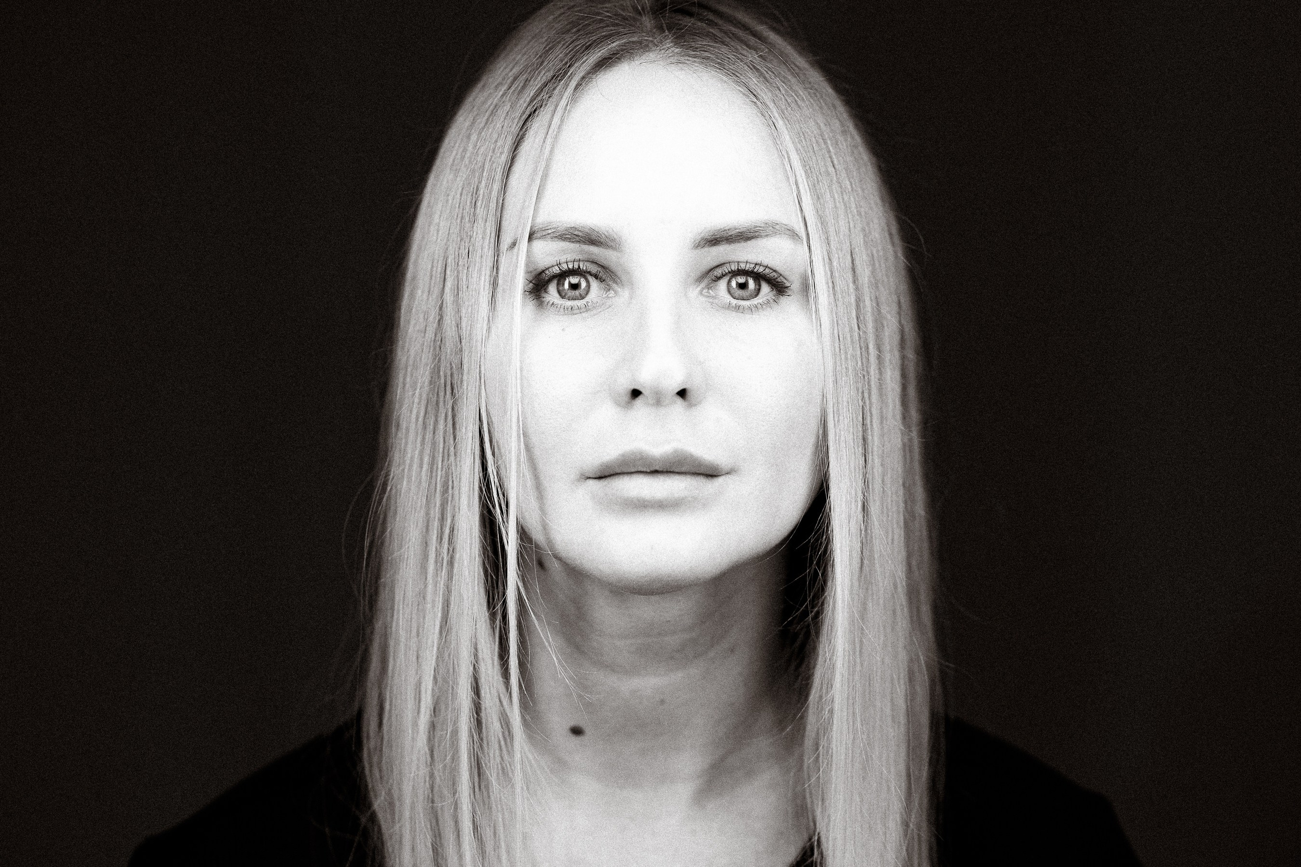 Авито. Бизнес-портрет | Хедшот-фотограф | Студия делового портрета в Москве