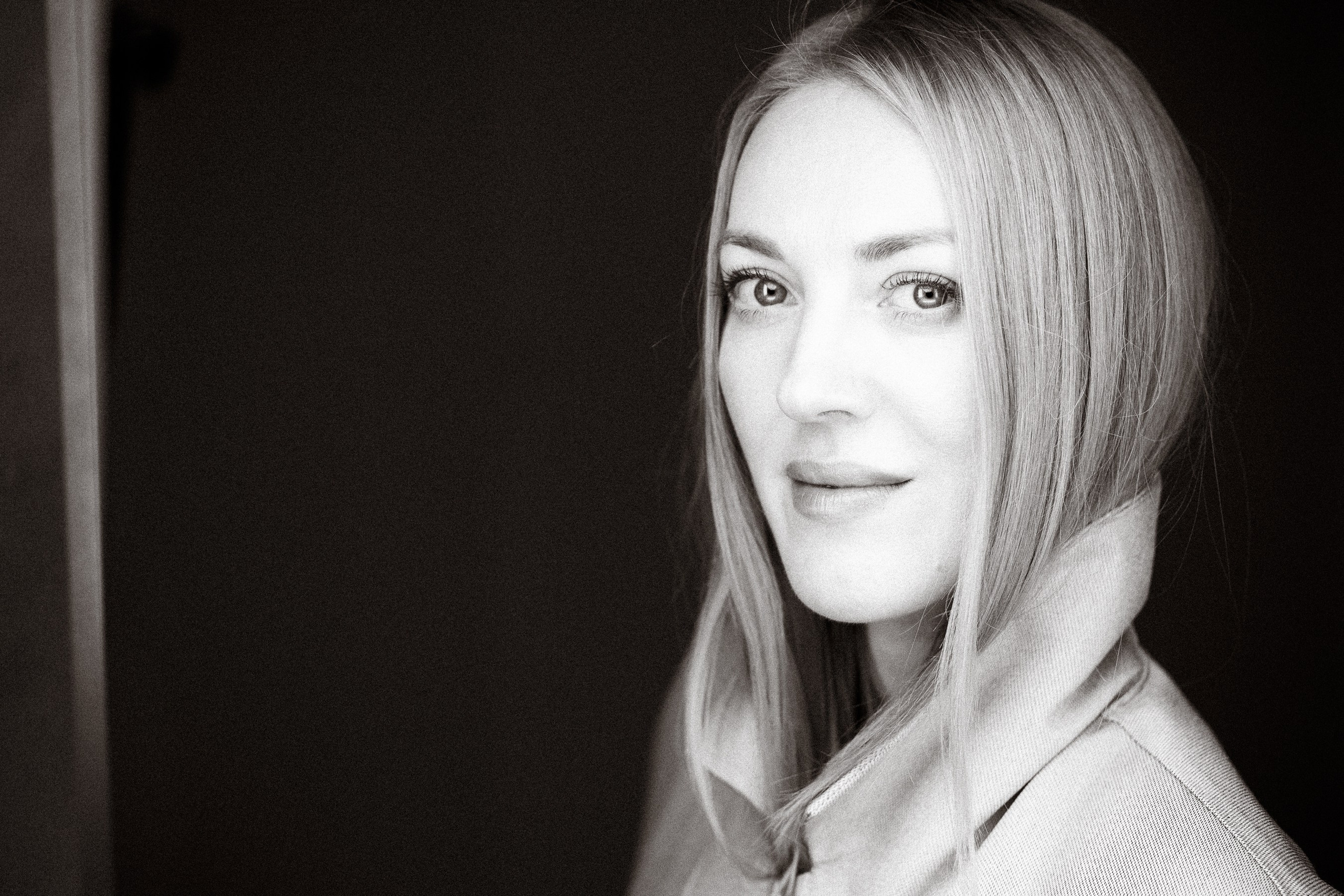 Авито. Бизнес-портрет | Хедшот-фотограф | Студия делового портрета в Москве