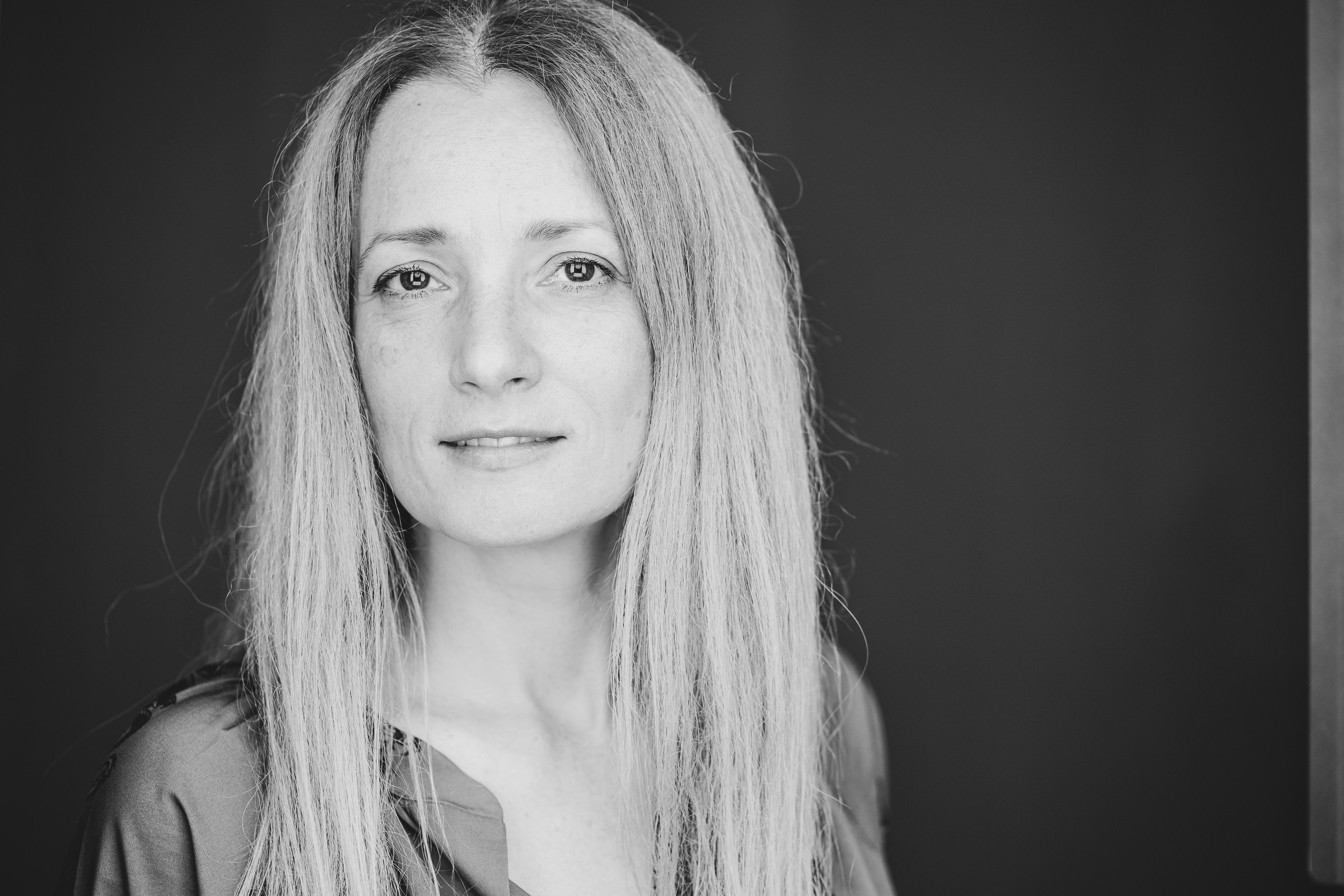 Авито. Бизнес-портрет | Хедшот-фотограф | Студия делового портрета в Москве