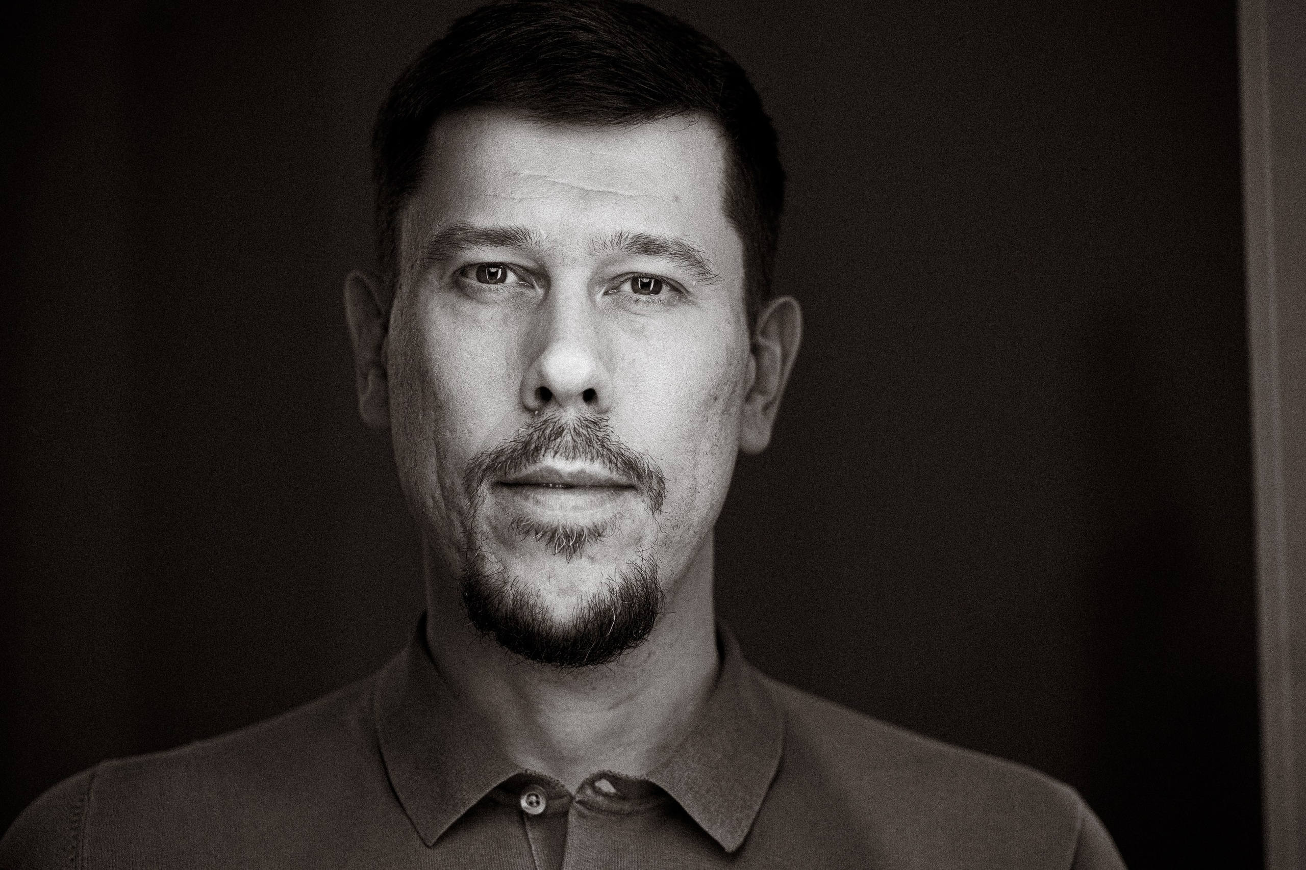 Авито. Бизнес-портрет | Хедшот-фотограф | Студия делового портрета в Москве