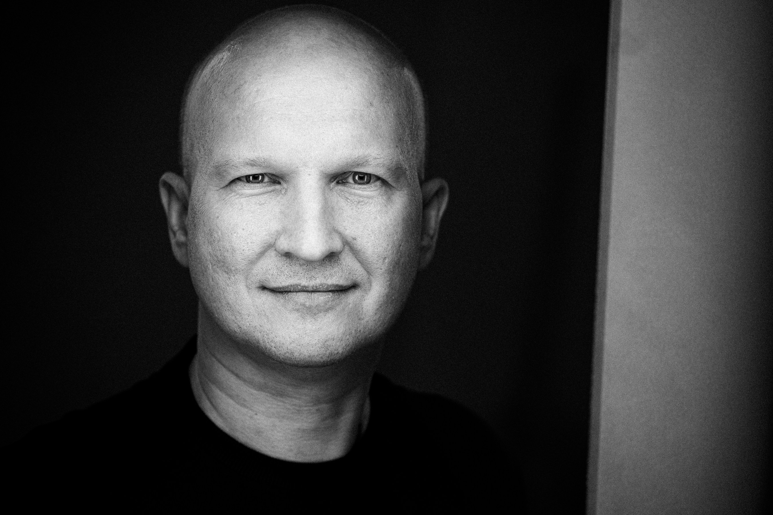 Авито. Бизнес-портрет | Хедшот-фотограф | Студия делового портрета в Москве