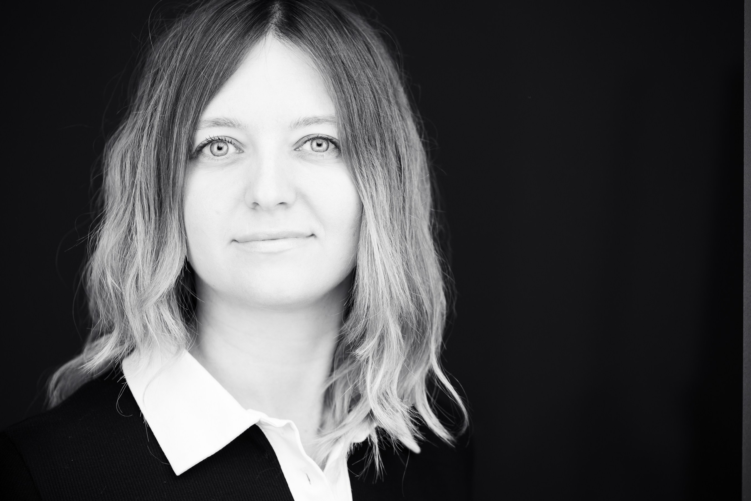 Авито. Бизнес-портрет | Хедшот-фотограф | Студия делового портрета в Москве