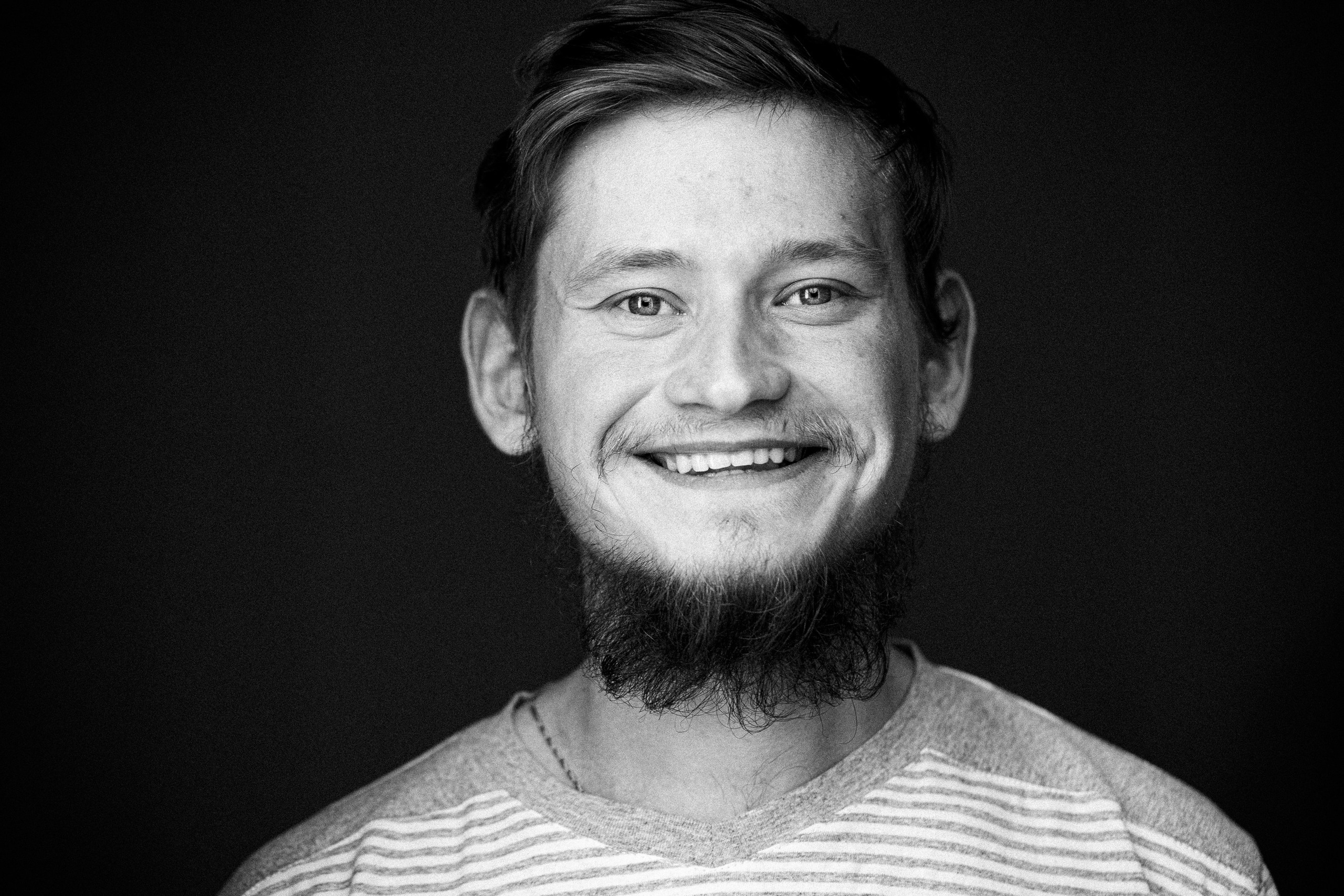 Авито. Бизнес-портрет | Хедшот-фотограф | Студия делового портрета в Москве