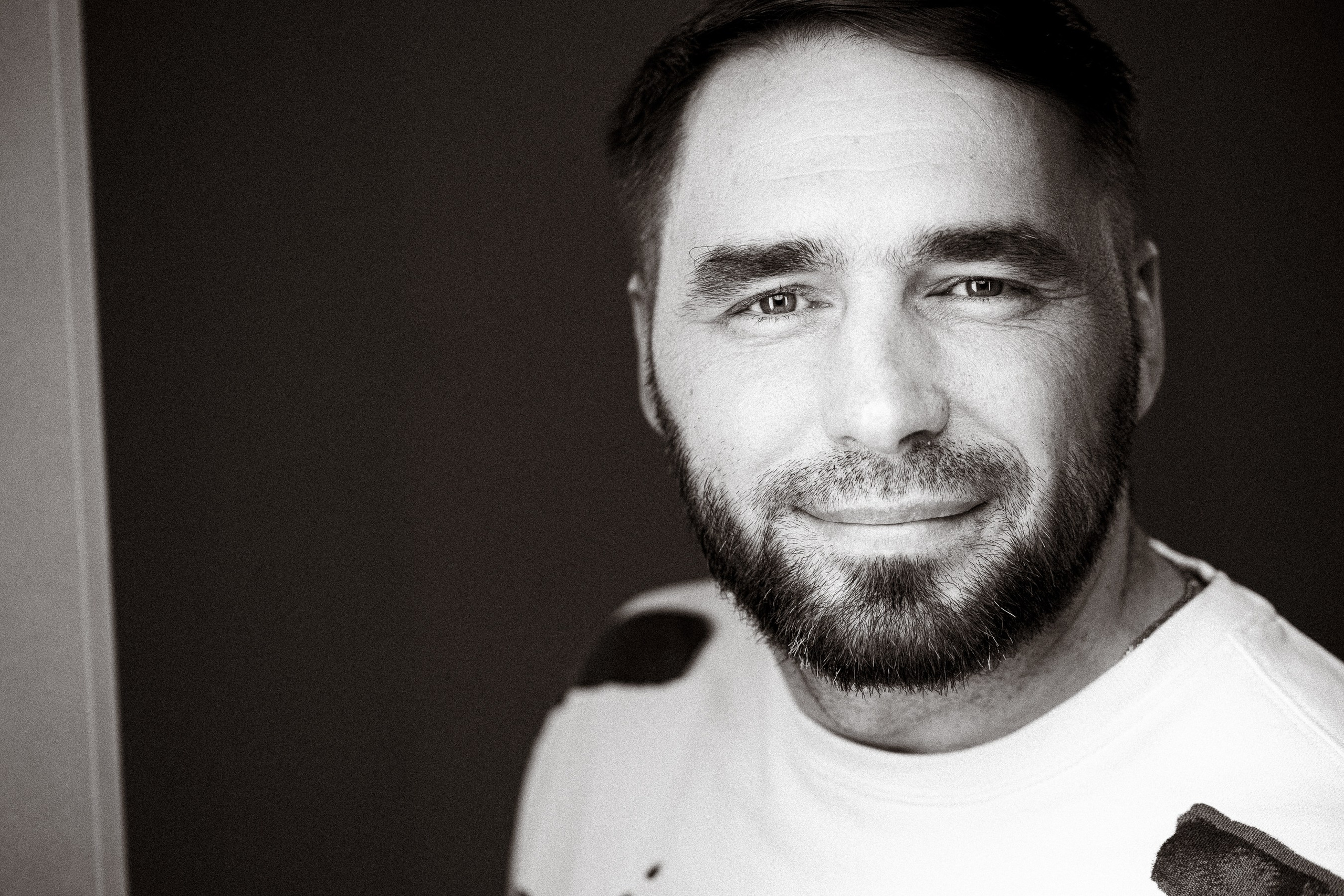 Авито. Бизнес-портрет | Хедшот-фотограф | Студия делового портрета в Москве