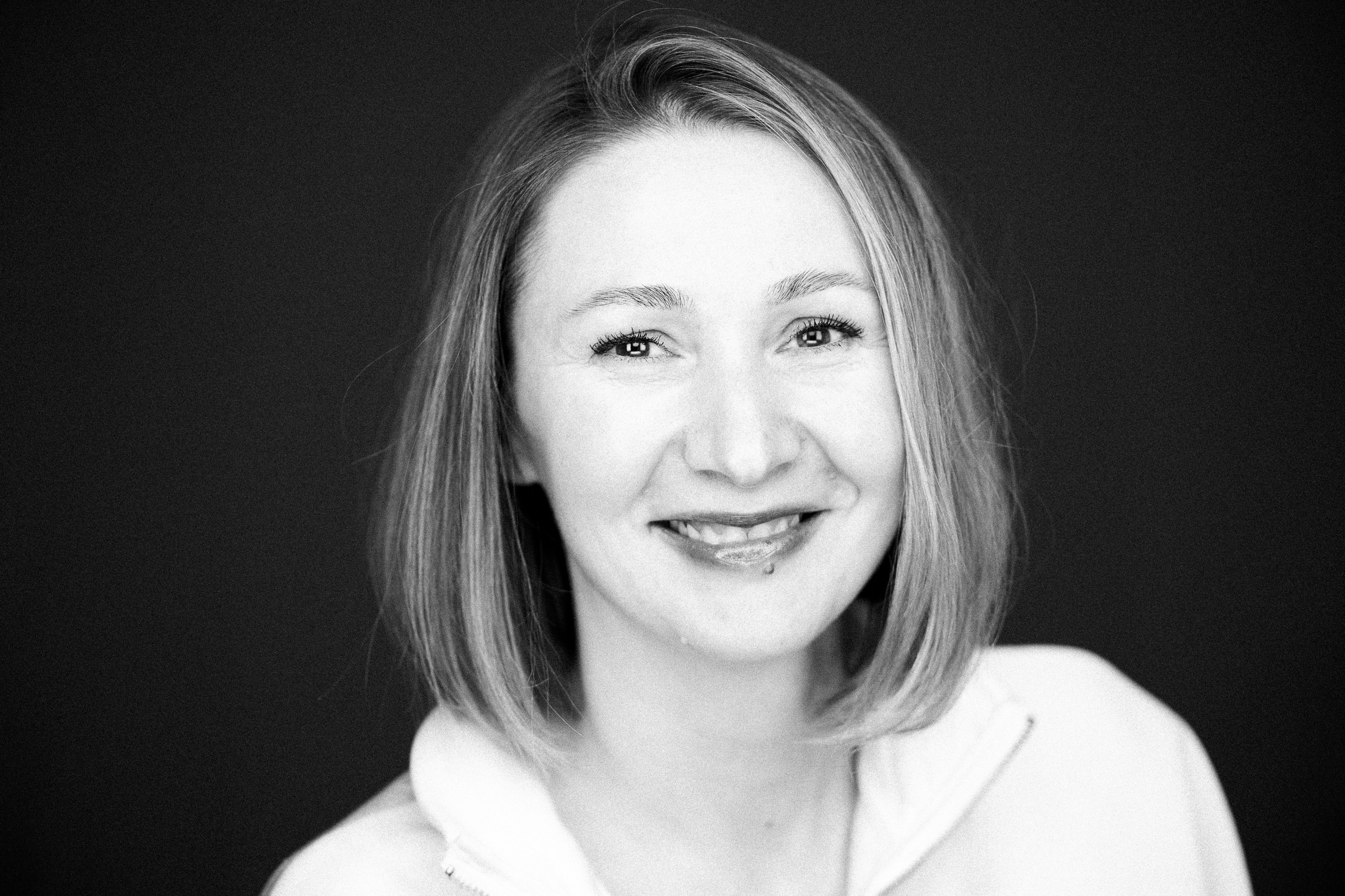 Авито. Бизнес-портрет | Хедшот-фотограф | Студия делового портрета в Москве