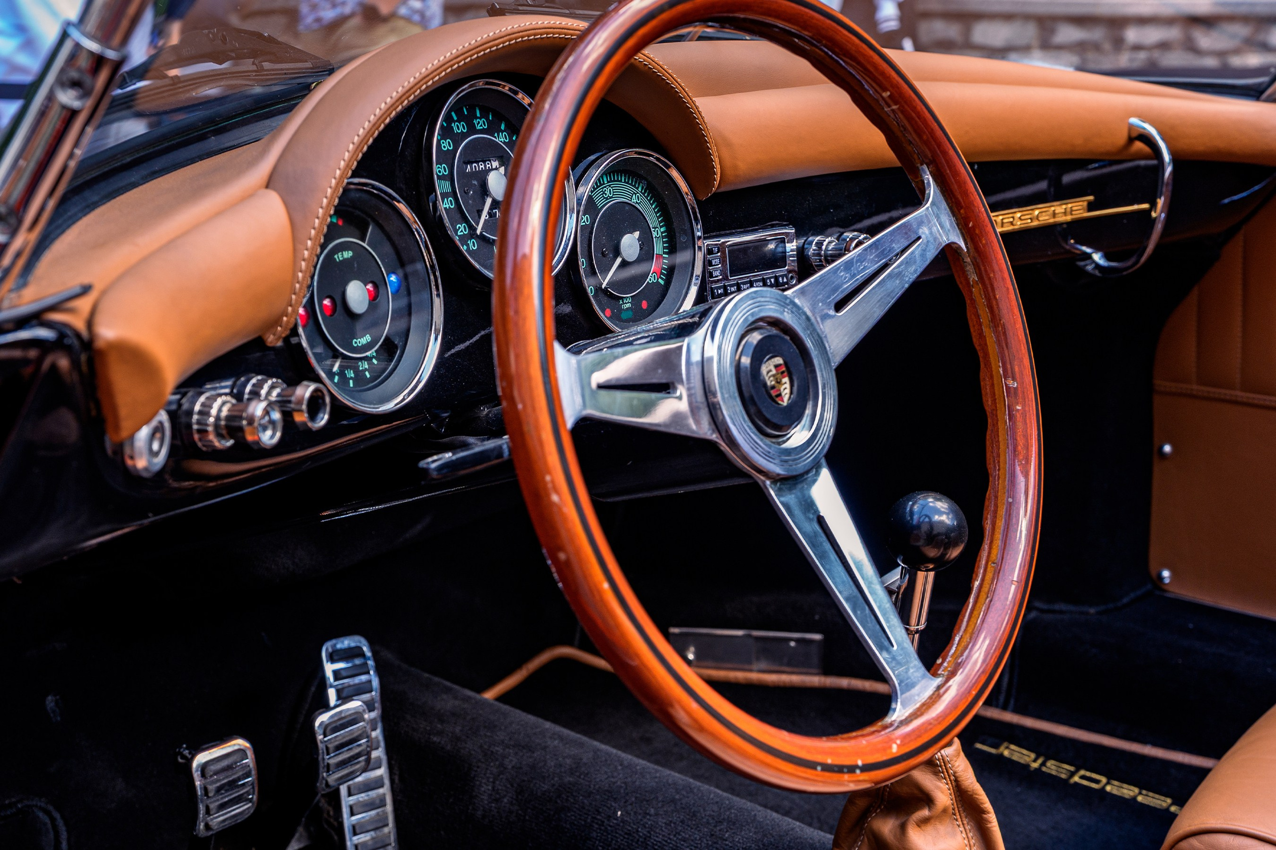 Авто и мото — фото и видеосъёмка интерьера и деталей автомобиля