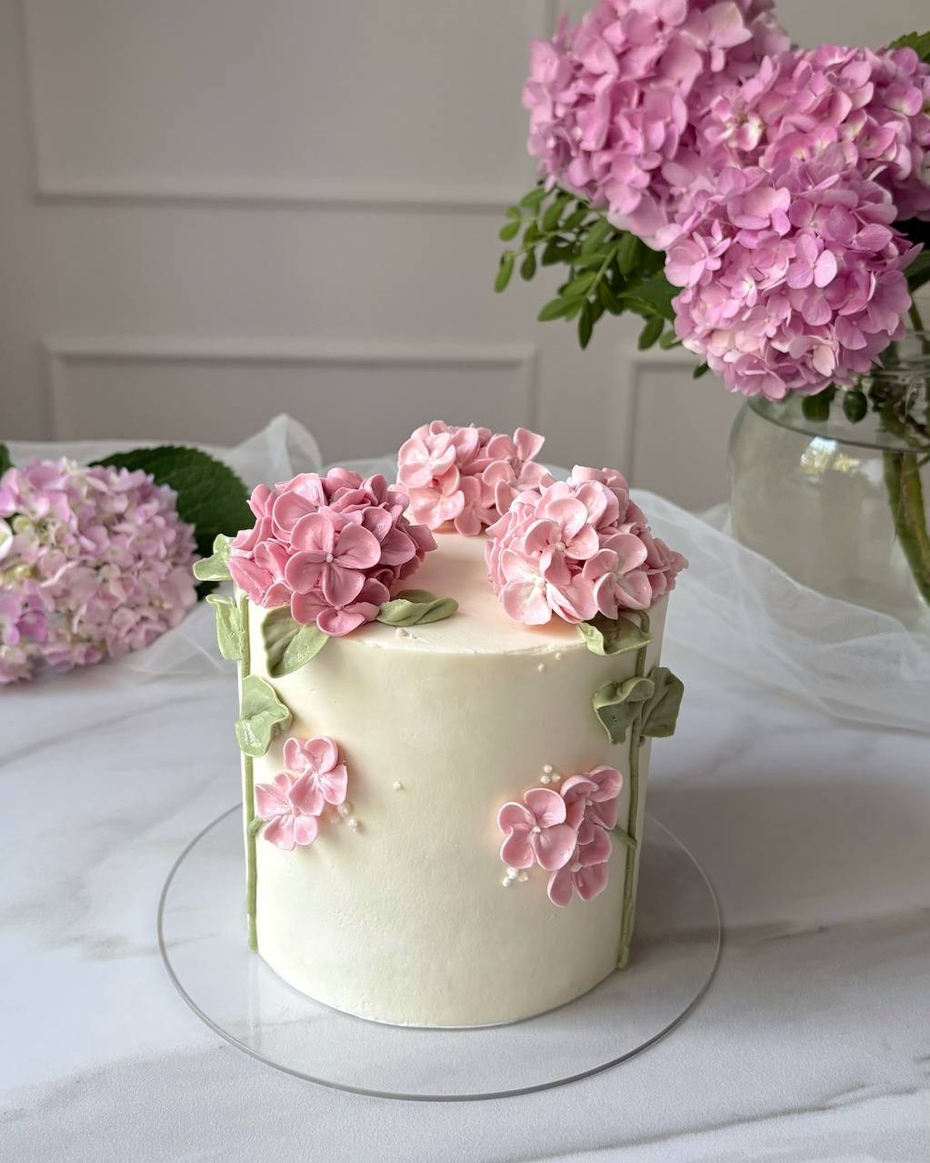 Аникина Юлия / Кремовая флористика в корейской технике