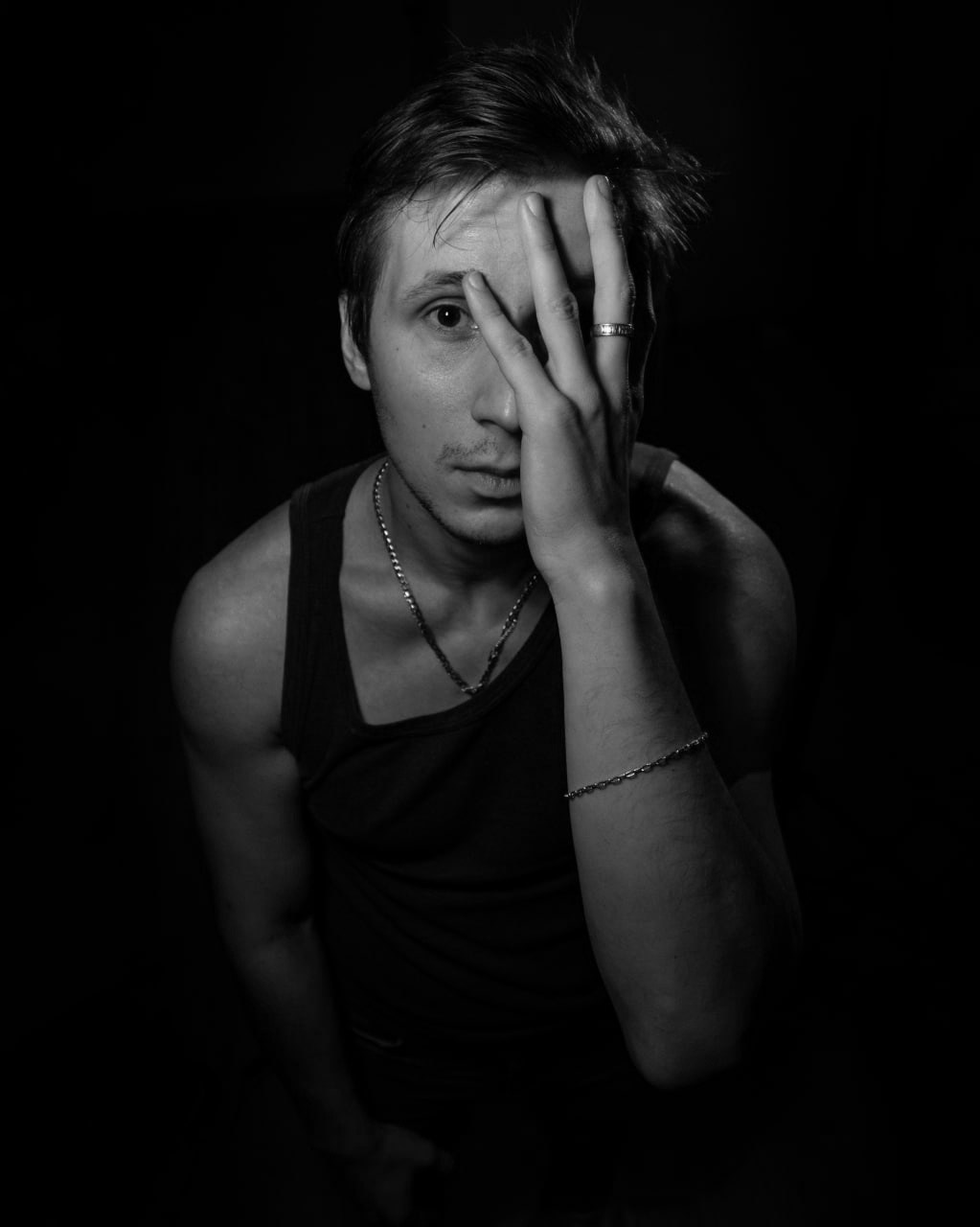 Связаться со мной. Фотограф Д. Куценков