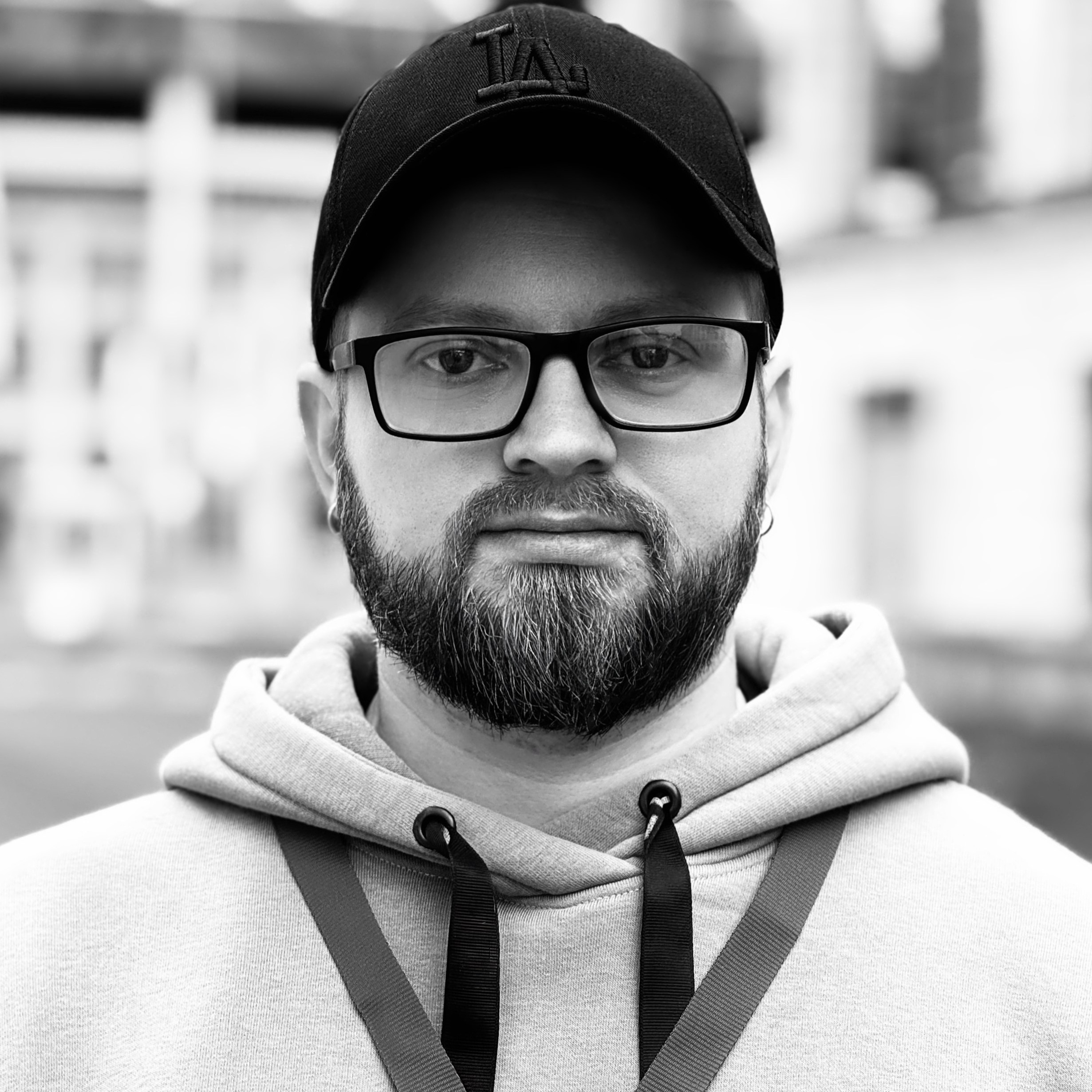 Контакты. Ретушер Довгуля Александр