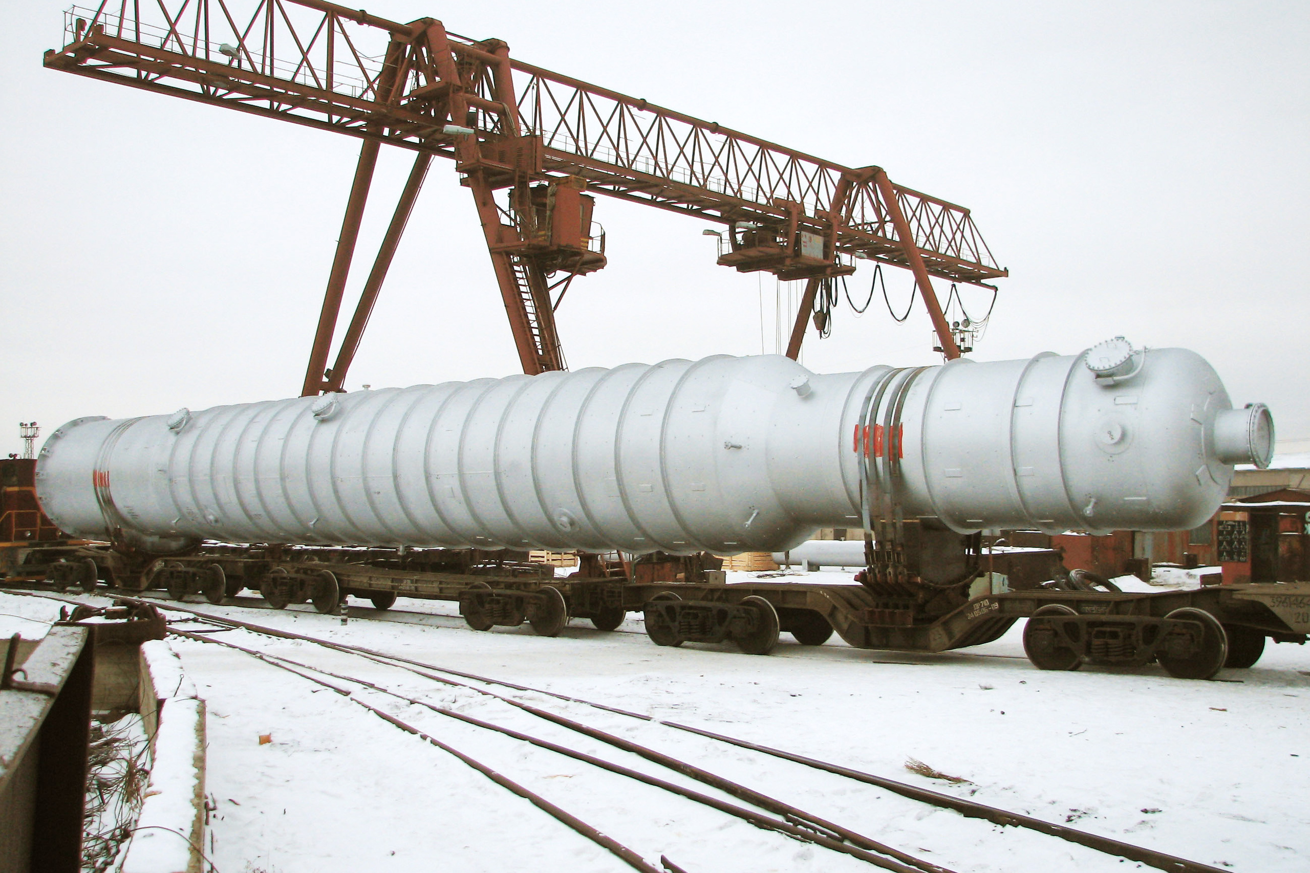 Массообменные колонны. ПЕТЕРБУРГНИИХИММАШ разрабатывает и изготавливает оборудование
