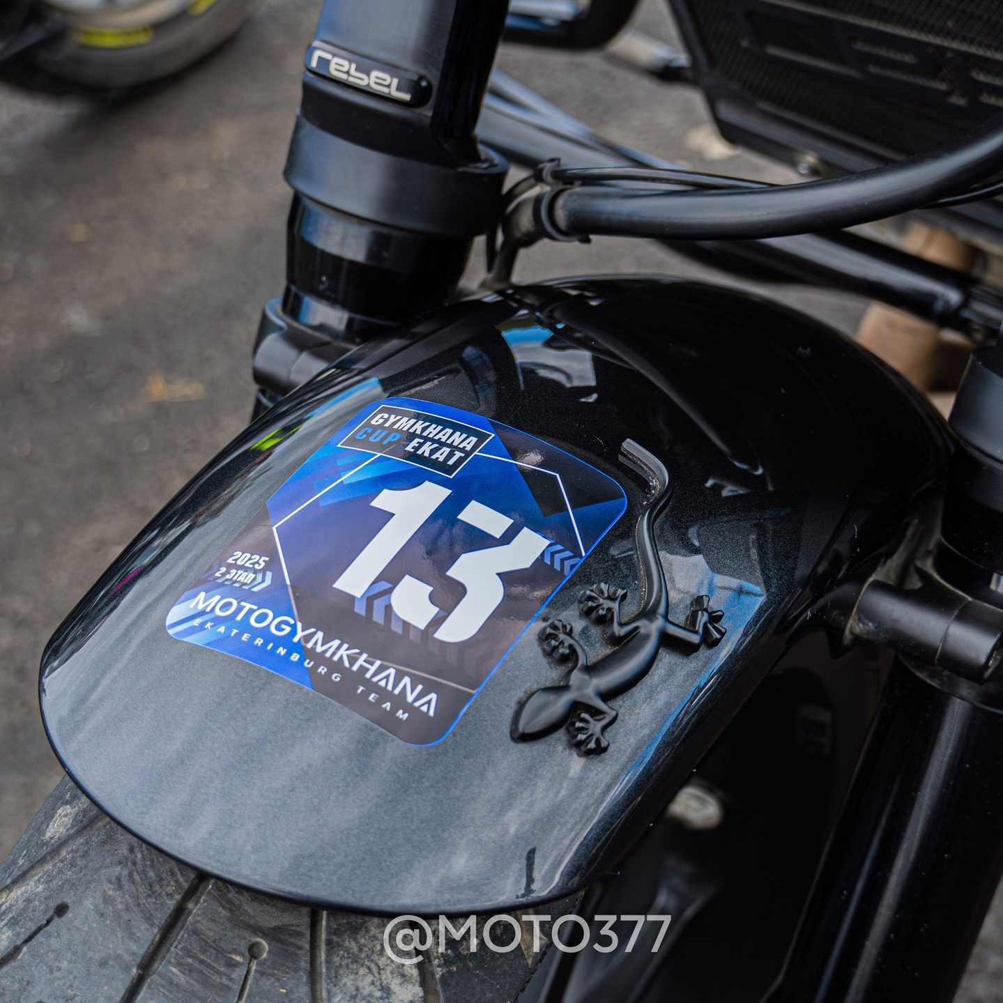 Moto377