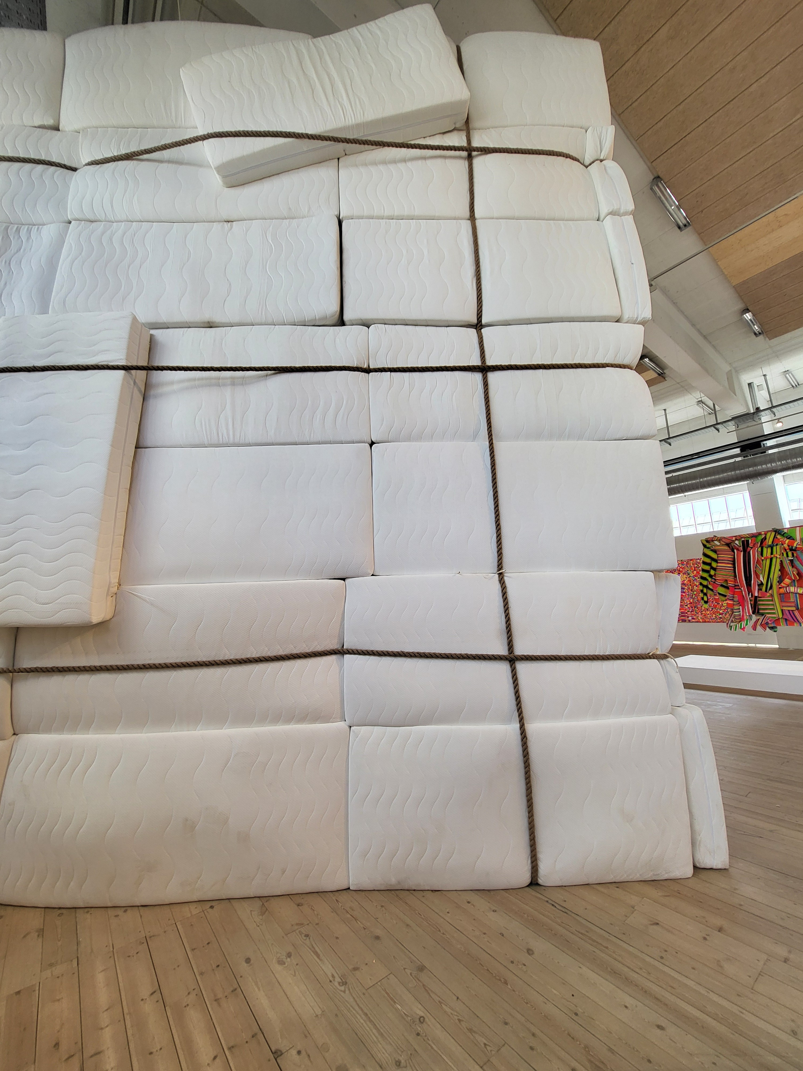 Современное искусство Европы 2025 — 3 сезон