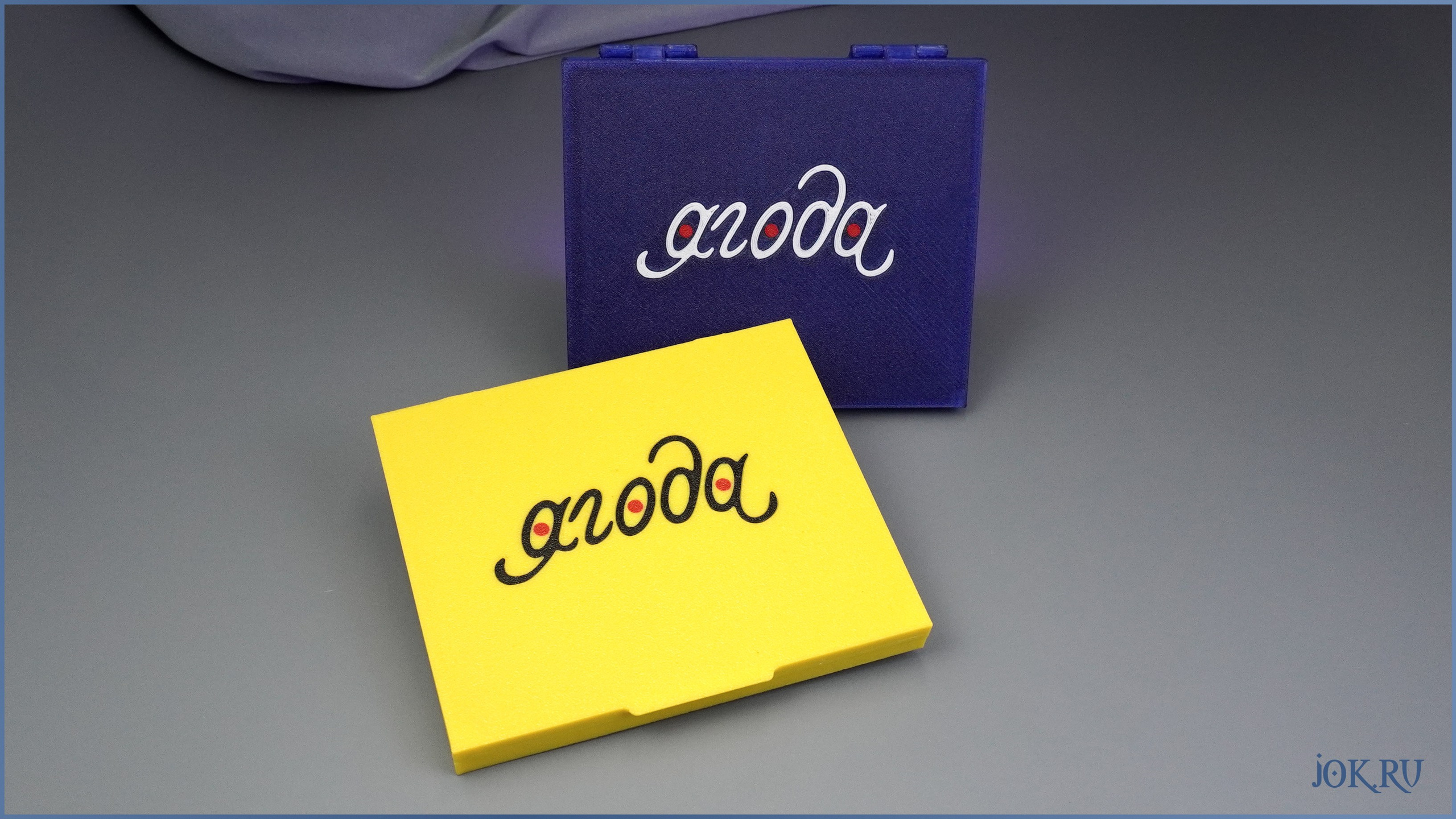 Подарочные коробки с брендированием для бизнеса изготовим на заказ в Joker-Studio