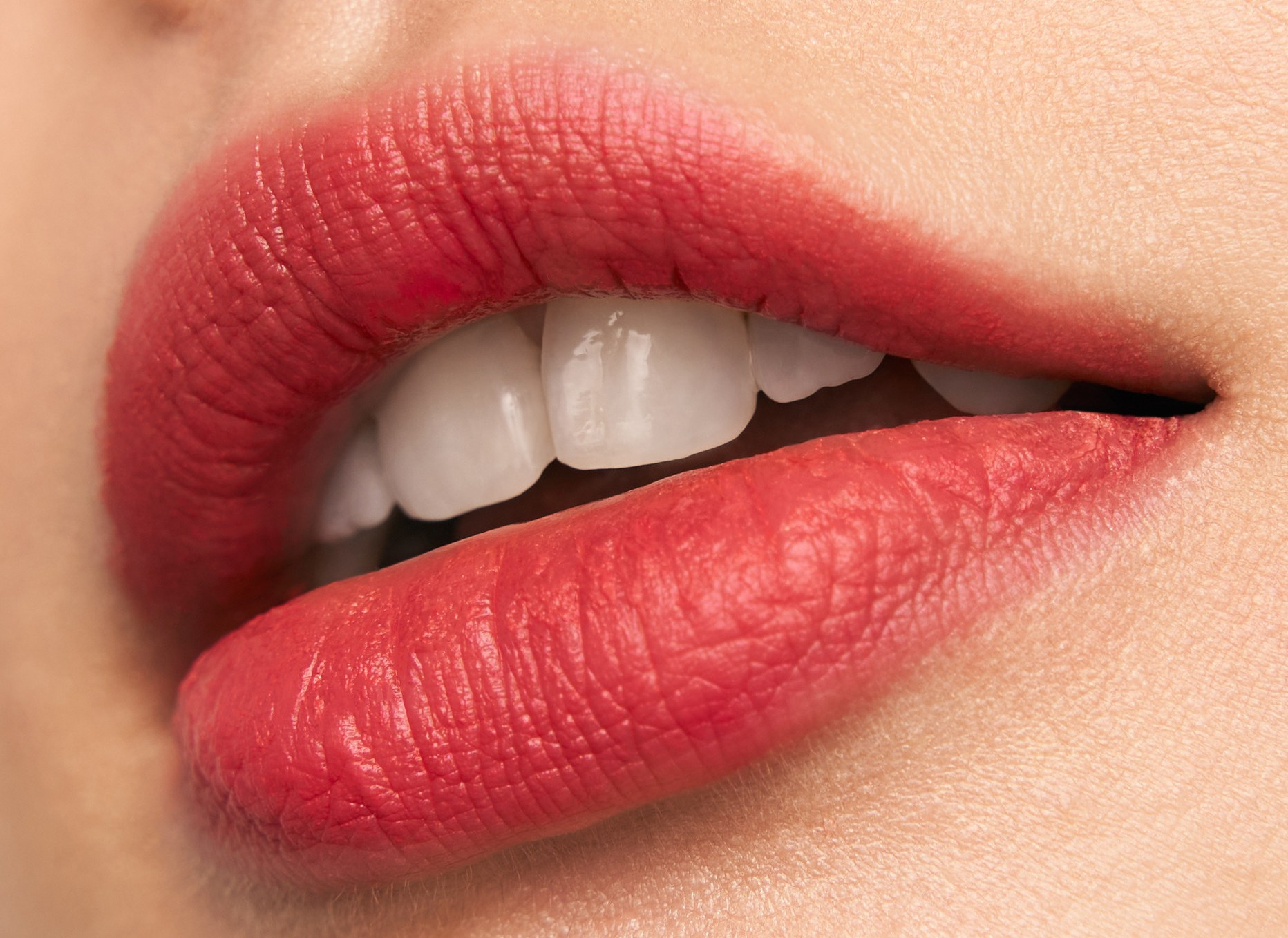 Фотограф предметной съемки, контент-фотограф, ретушер