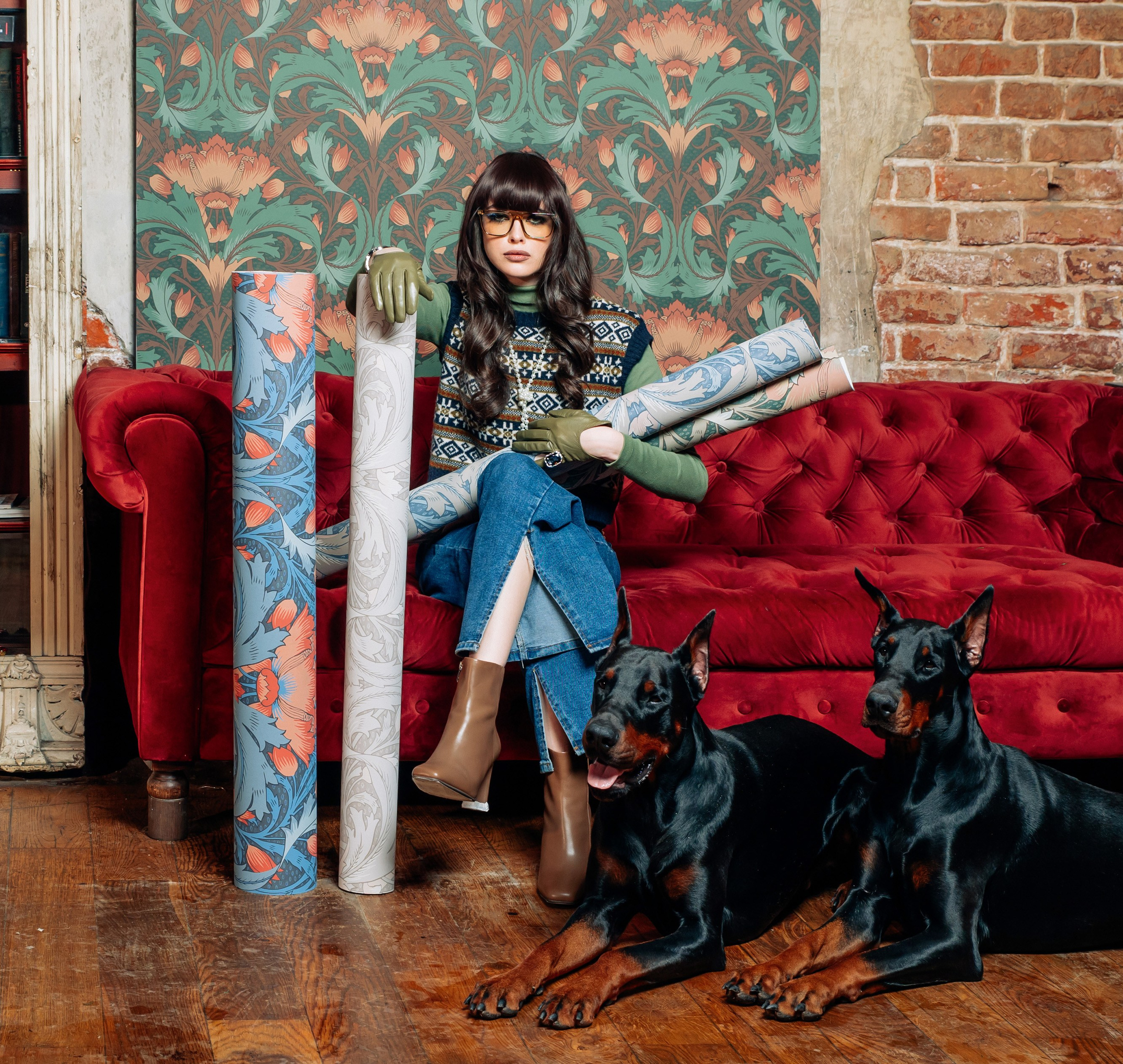 Коллекции обоев и панно бренда Loymina. L. Deco интерьерный салон. Краски/обои/лепной декор